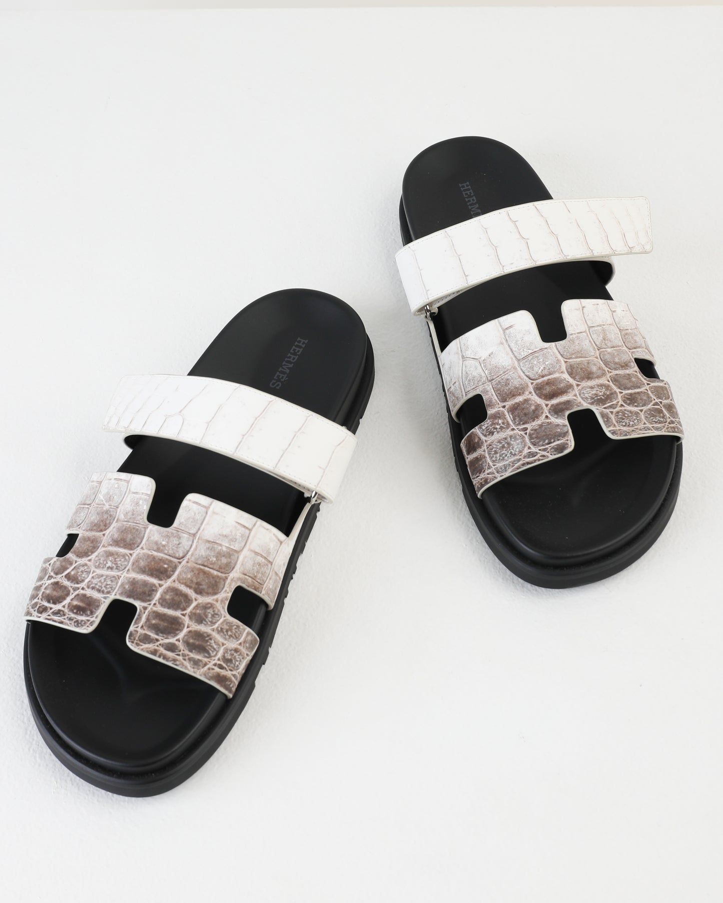 Chypre Sandal in Himalaya Niloticus Crocodile Leather