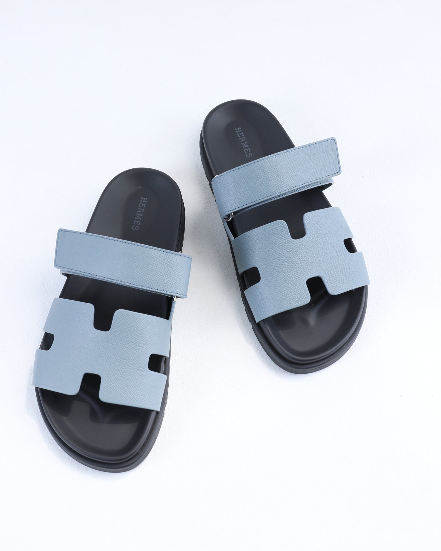 Chypre Sandal Homme in Gris Antarctique Epsom Leather