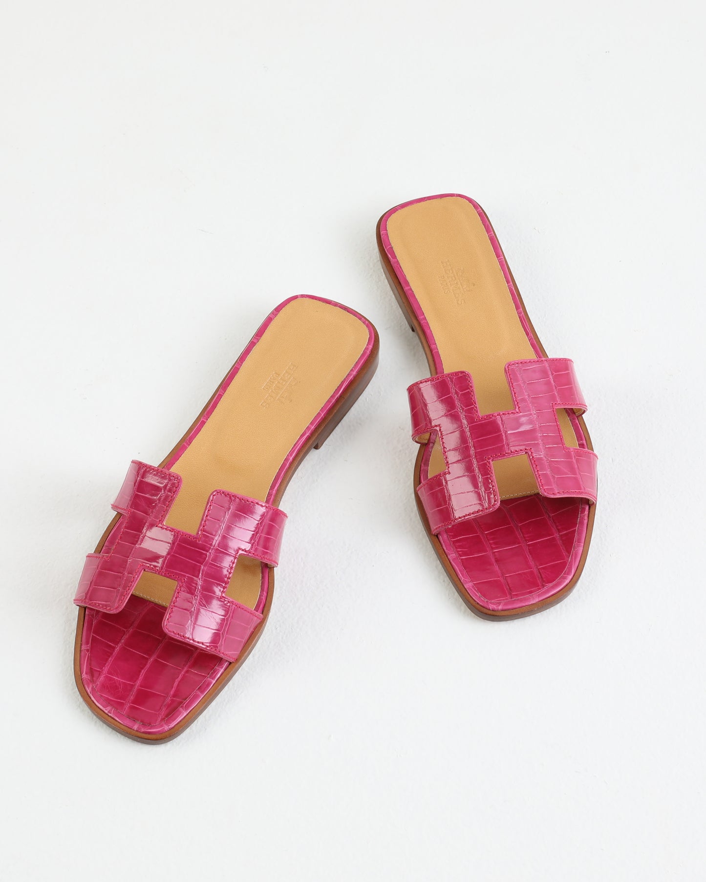 Oran Sandal in Rose Crocodile Leather