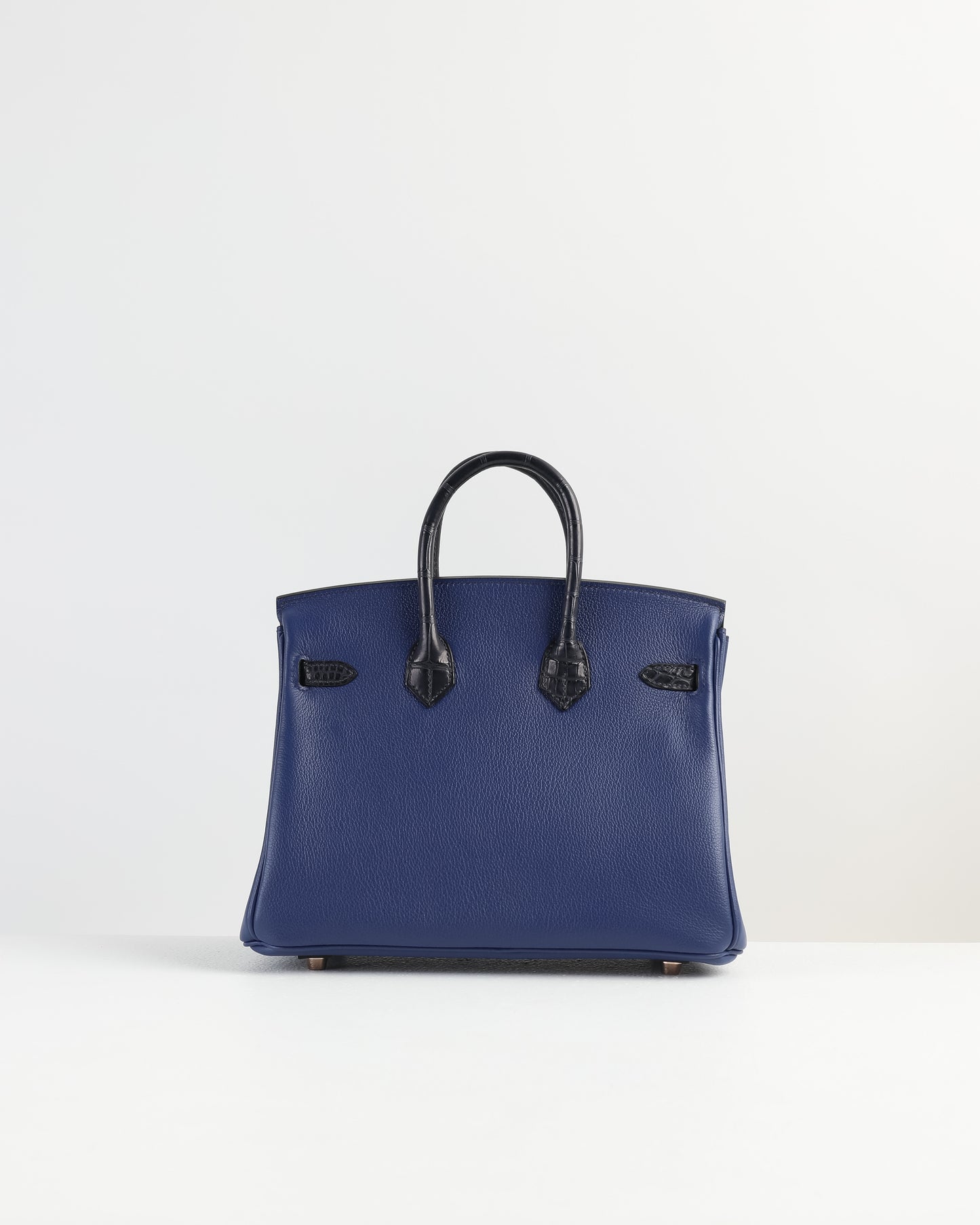 Birkin 25 Blue Saphir / Blue Marine Touch in Matte Alligator with Rose Gold Hardware