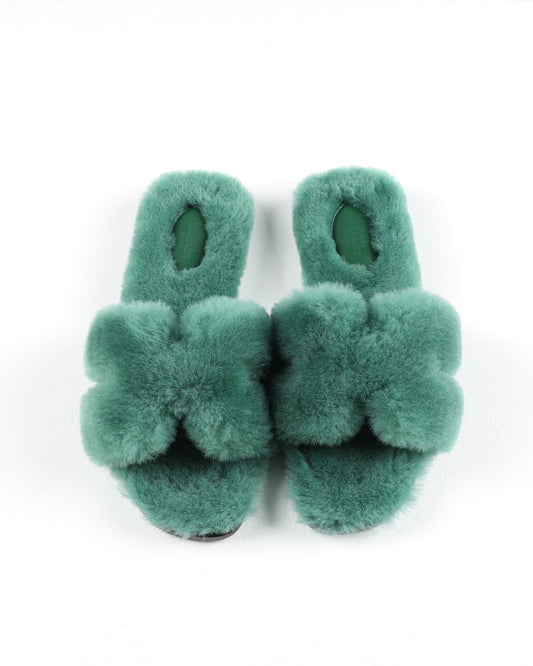 Oran Sandal in Vert Anglais Fur Woolskin