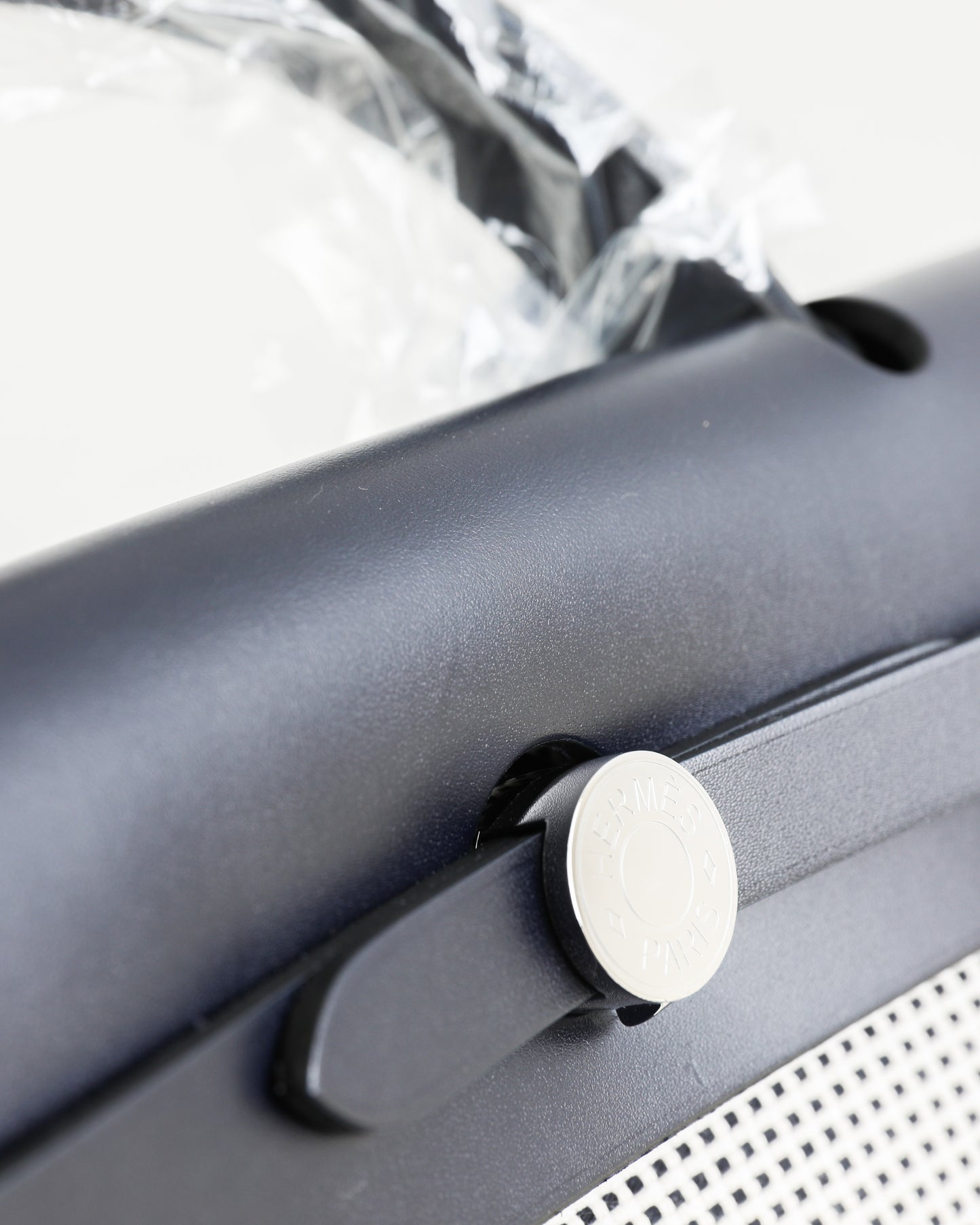 Herbag 31 Bag Retourne Ecru Blanc Noir/Bleu Indigo Toile Quadrille Viking Laiton with Palladium Hardware