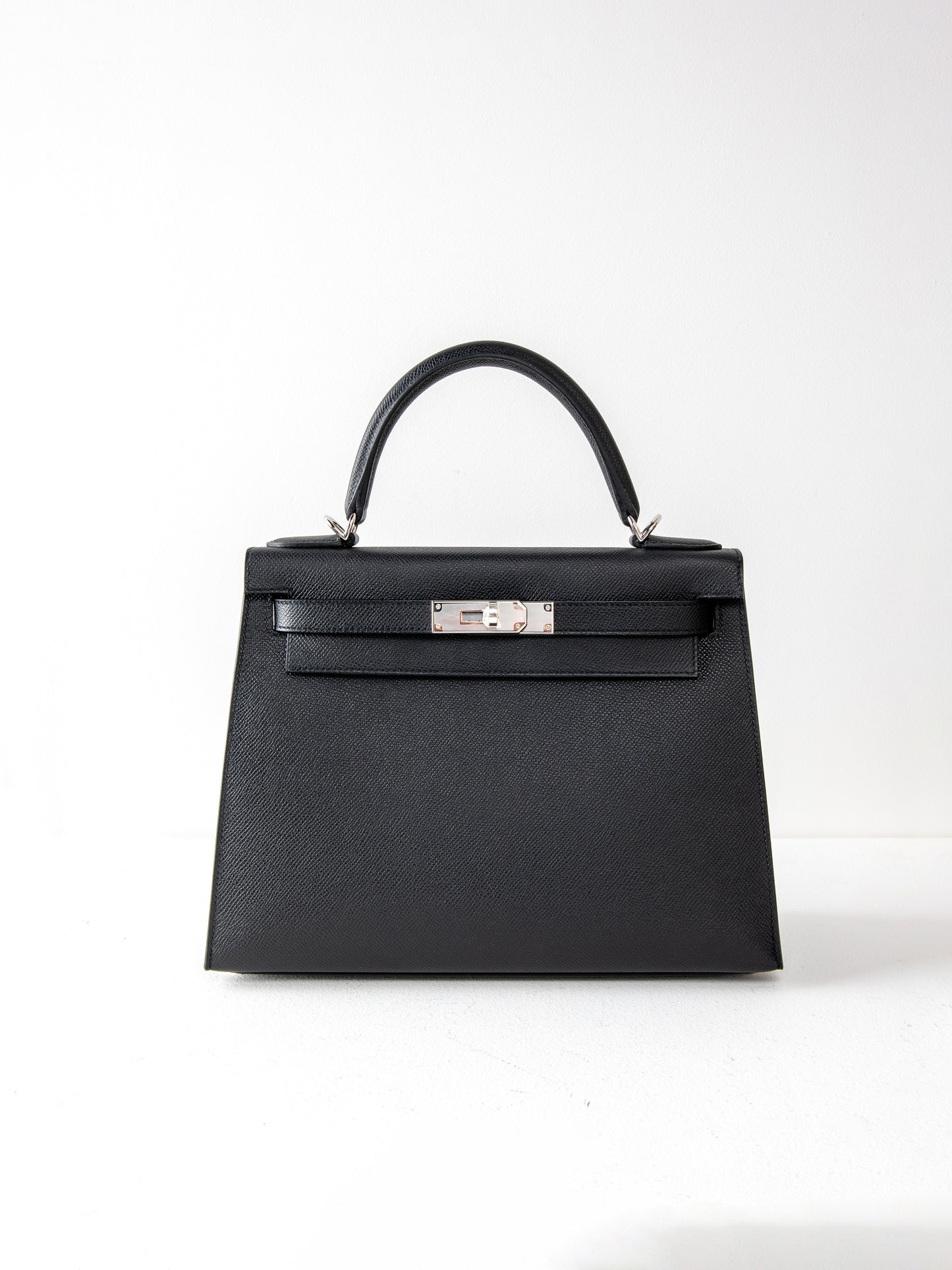 Kelly 28 in Sellier Leather Black with Palladium Hardware