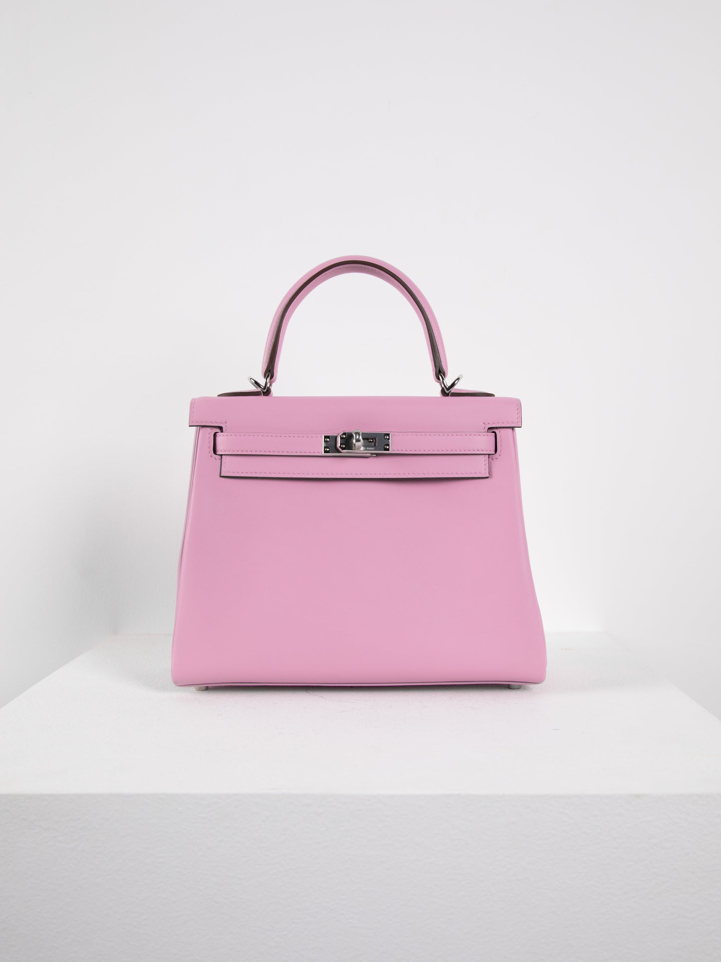 Kelly 25 in Mauve Sylvestre Swift Leather with Palladium Hardware