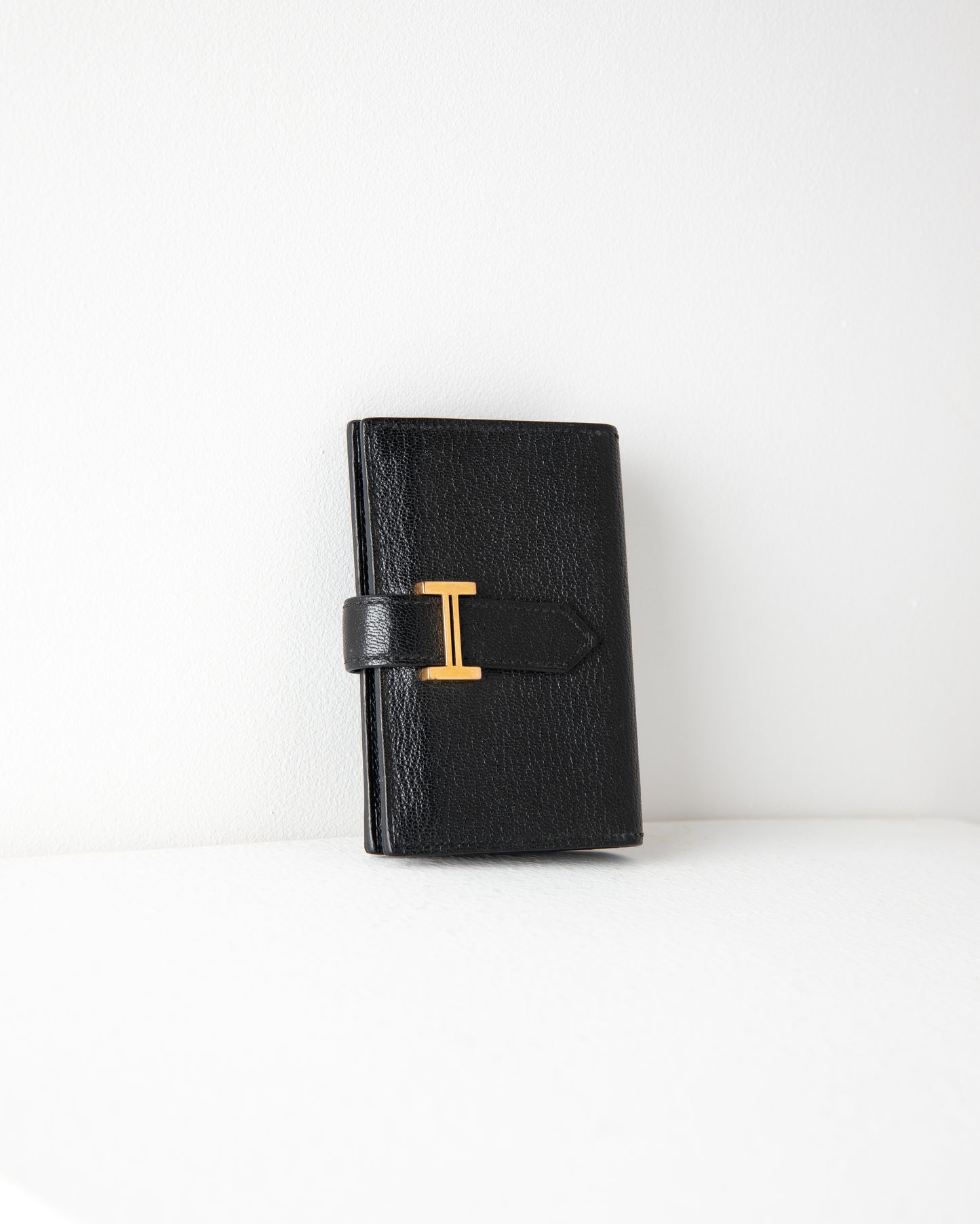 Bearn Wallet in Black with Gold Hardware