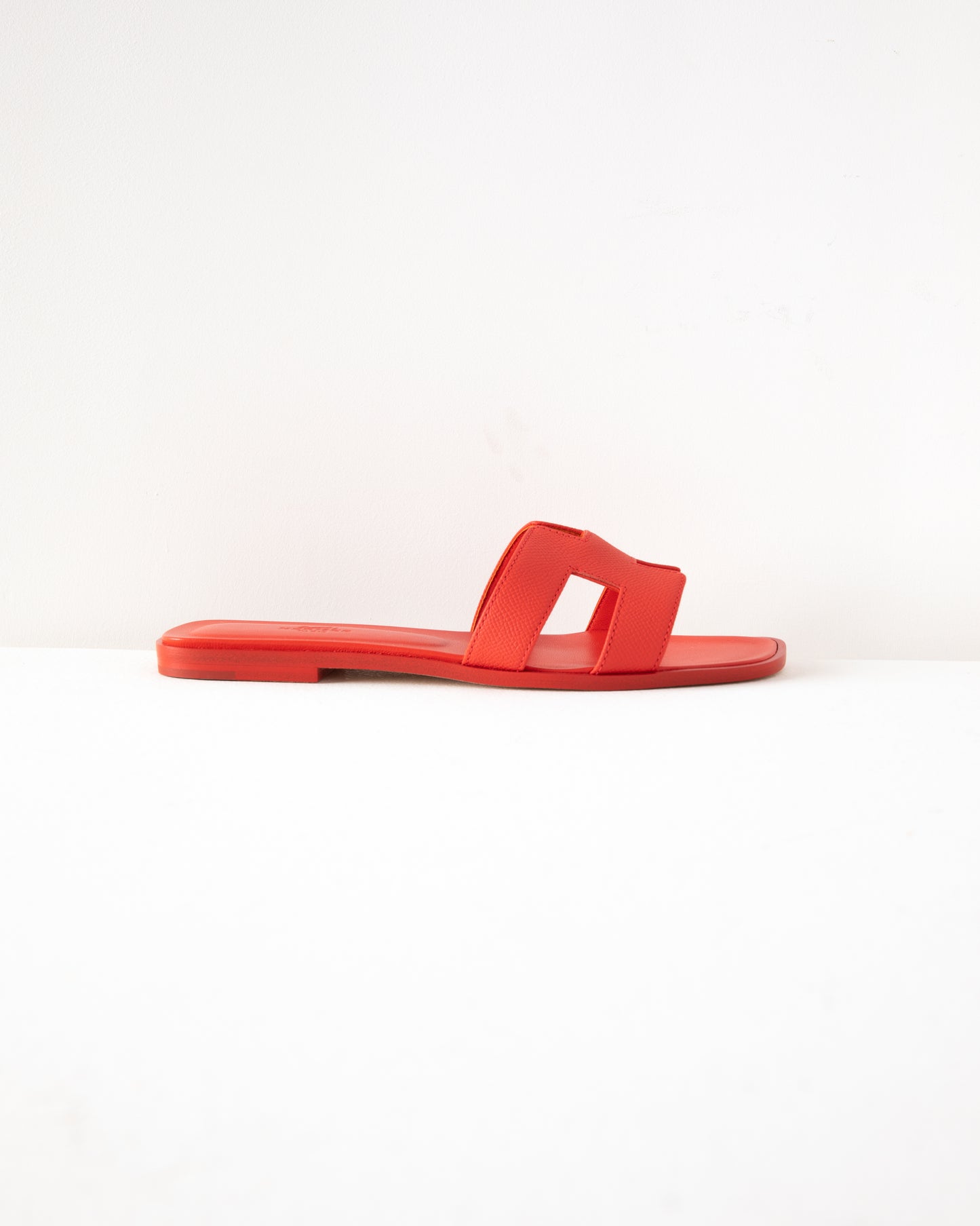 Oran Sandal in Epsom Orange Solaire