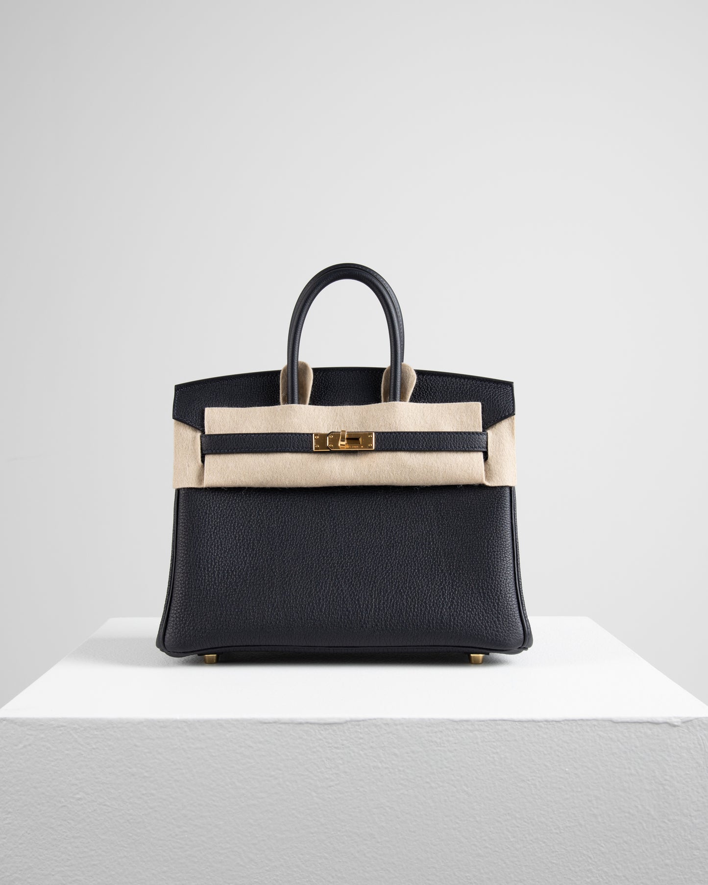 Birkin 25 Caban in Togo Leather with Gold Hardware