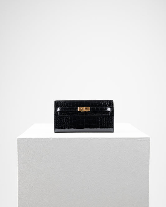 Kelly To Go in Black Alligator with Gold Hardware