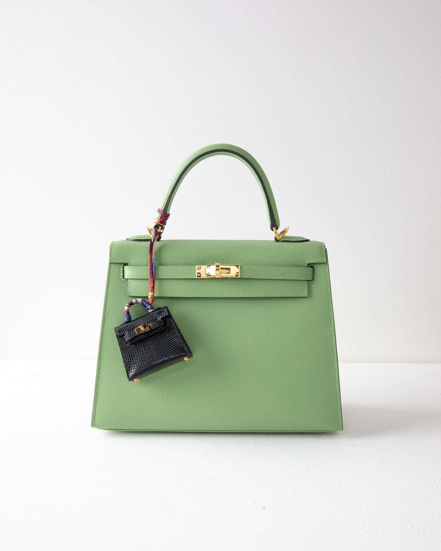 Micro Mini Kelly Twilly Bag Charm in Noir Lizard