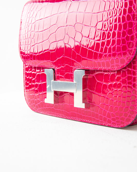 Constance 18 in Rose Mexico Shiny Croco with Palladium Hardware