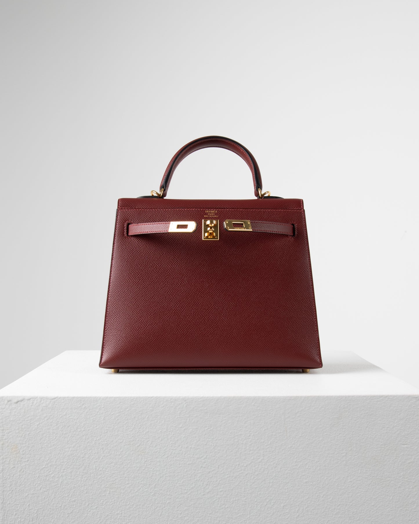Kelly 25 Rouge Sellier in Epsom Leather with Gold Hardware