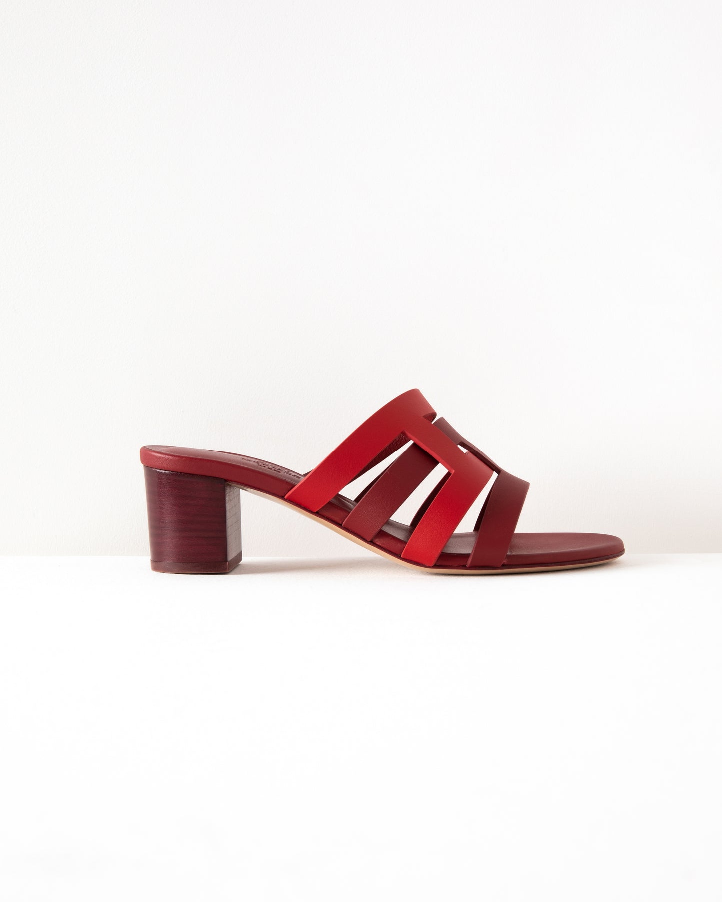 Amica Sandal in Red