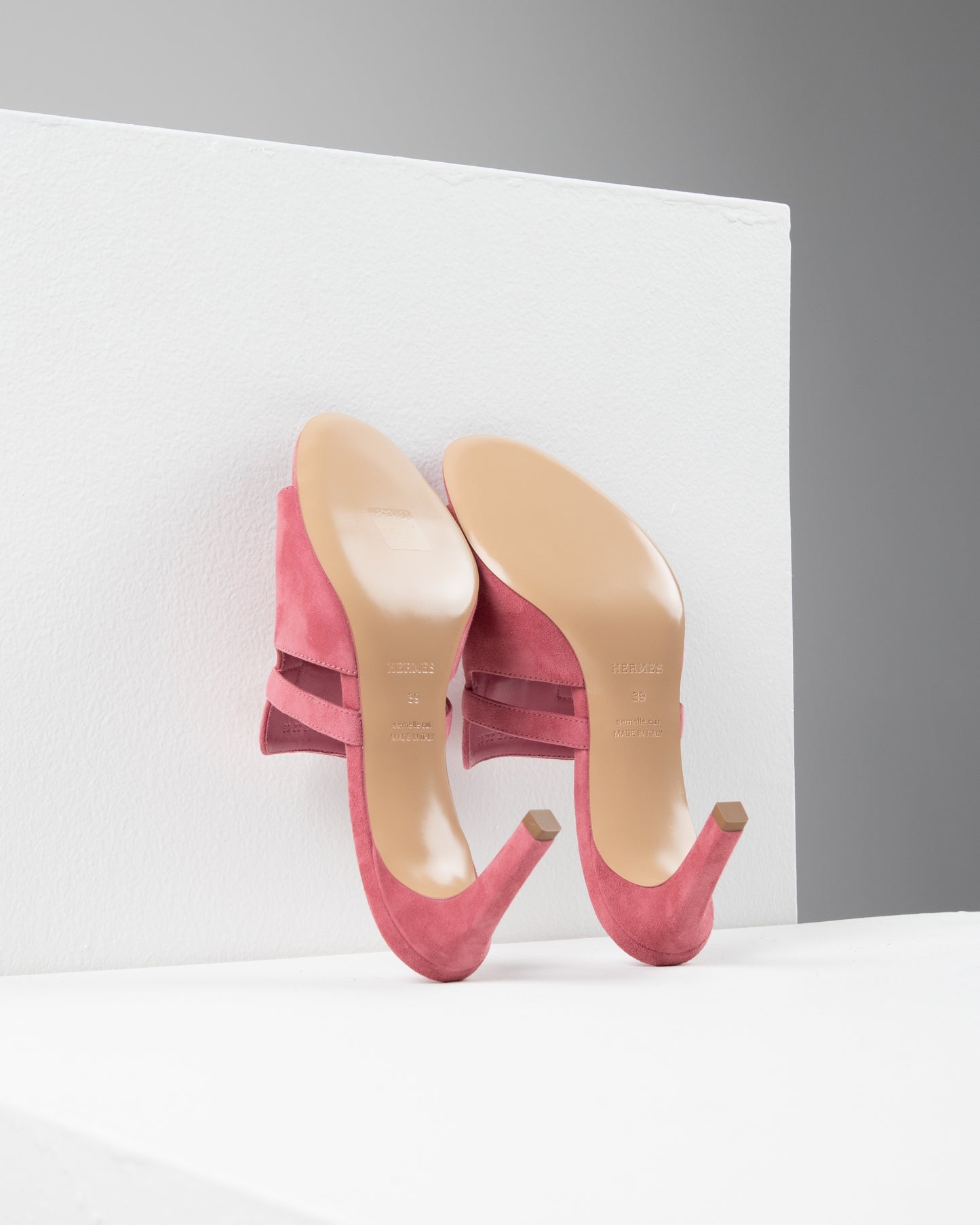 Cute Sandal in Rose Aphrodite Suede
