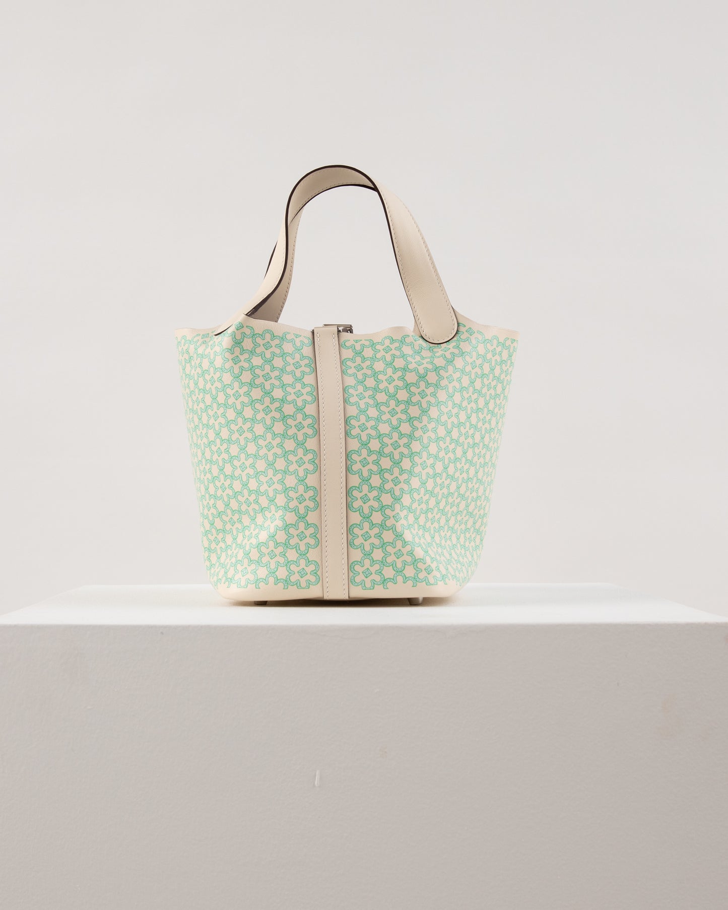 Picotin 18 "Lucky Daisy" Nata in Swift Leather with Palladium Hardware