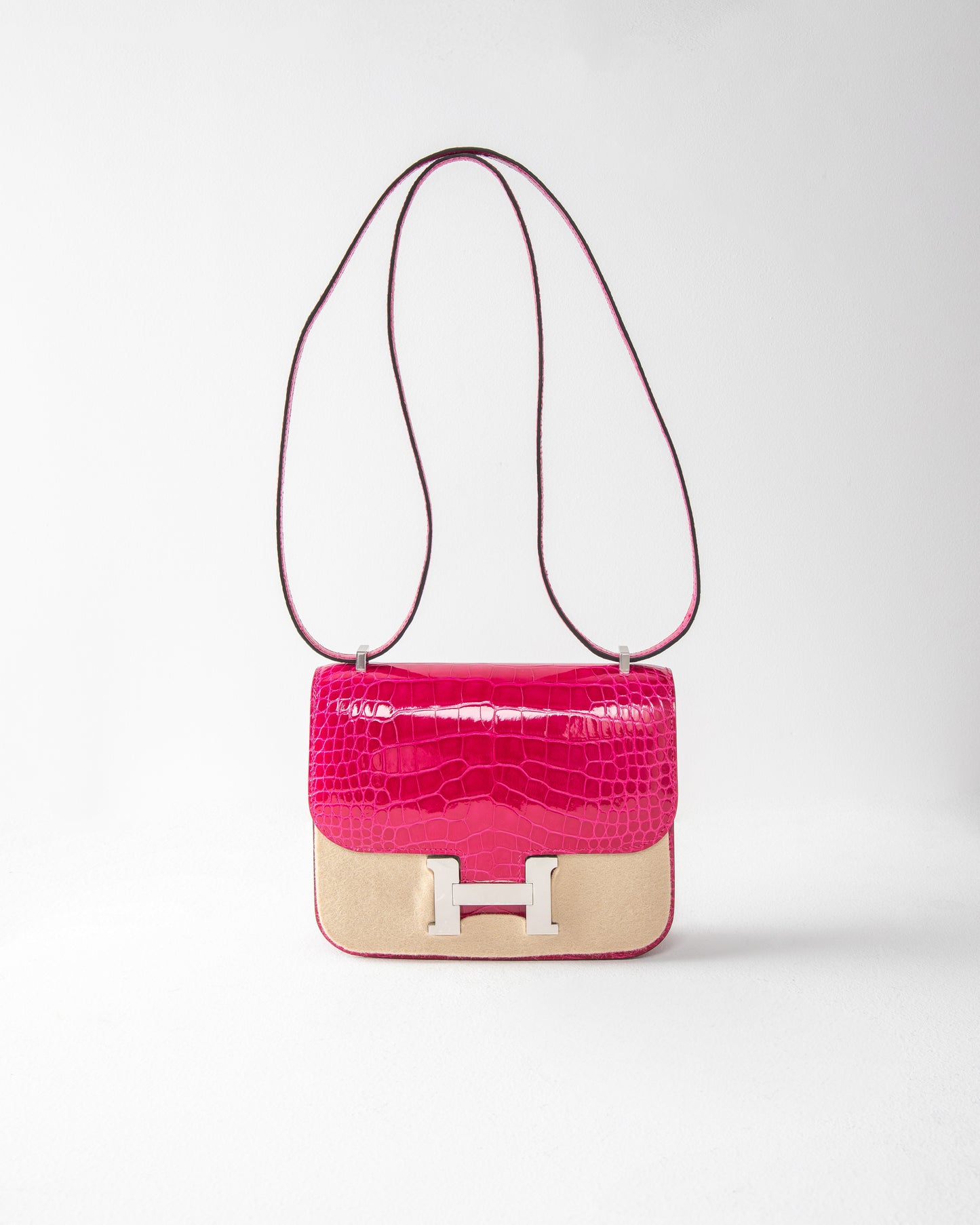 Constance 18 in Rose Mexico Shiny Croco with Palladium Hardware