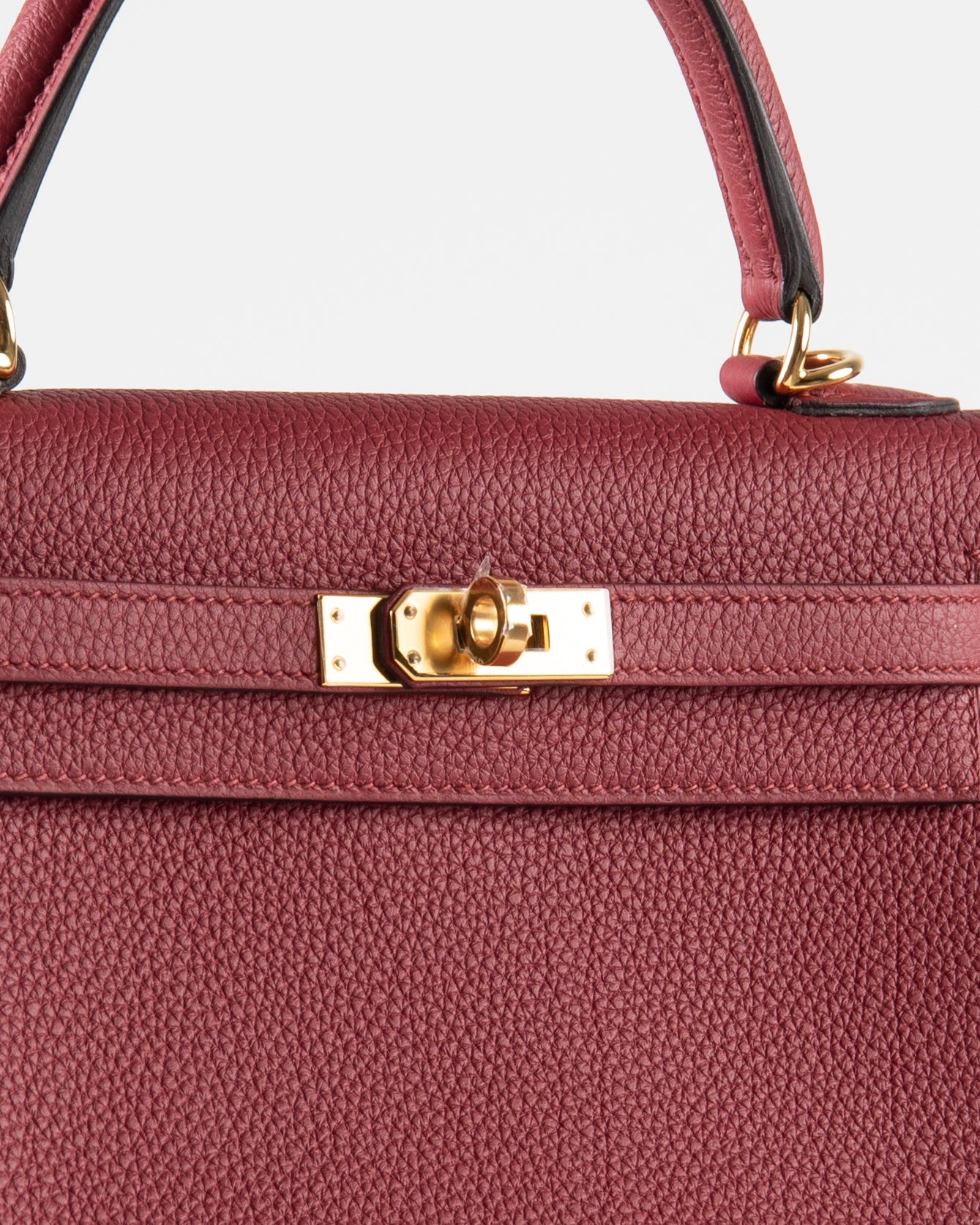 Kelly 25 Rouge Grenat in Togo Leather with Gold Hardware