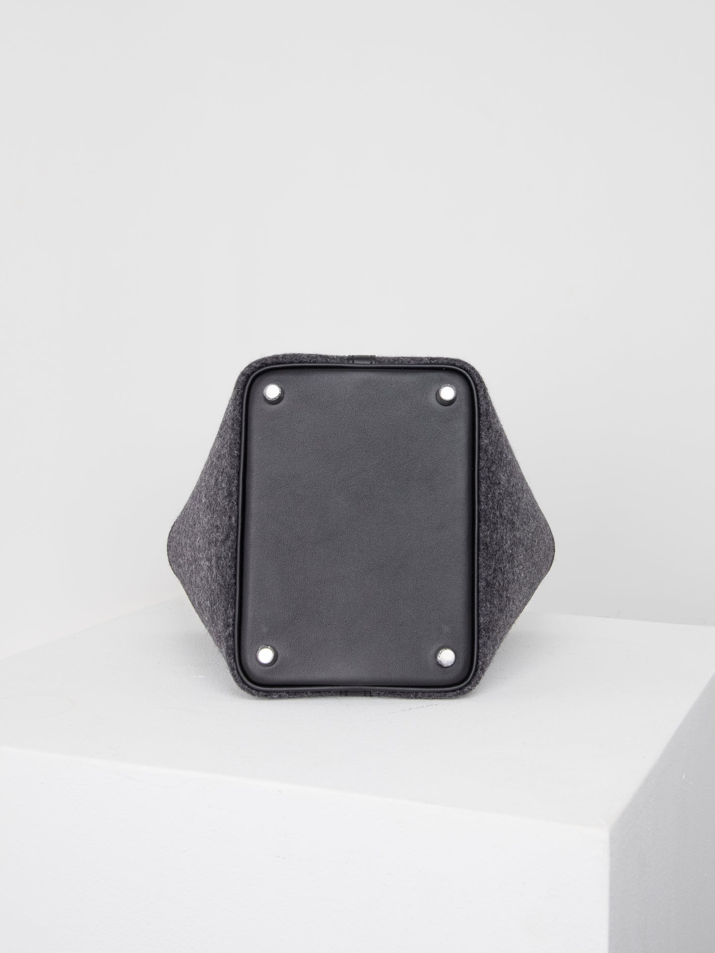 Picotin 18 Granite/Noir in Felt/Swift with Palladium Hardware