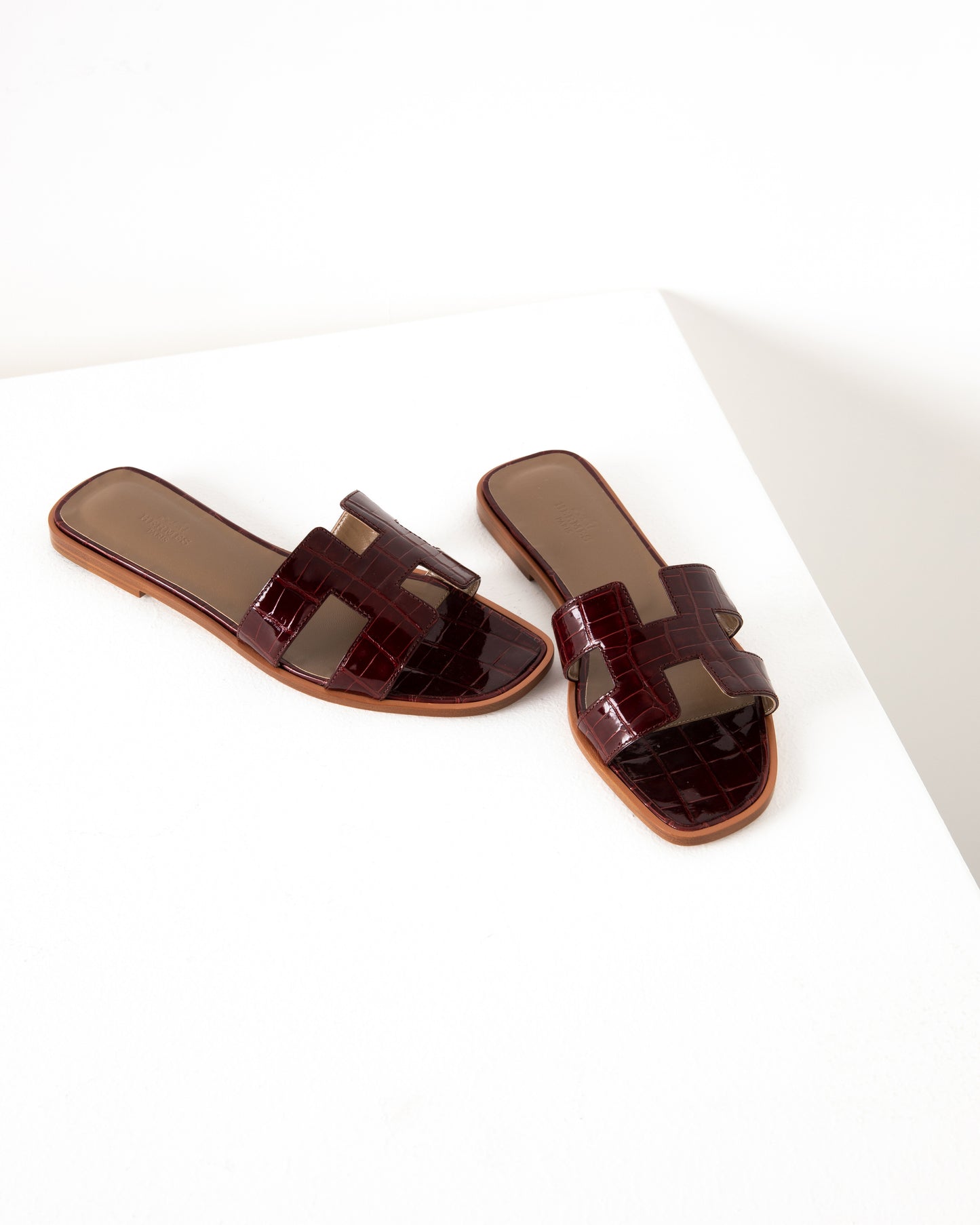 Oran Sandal Bordeaux Crocodile
