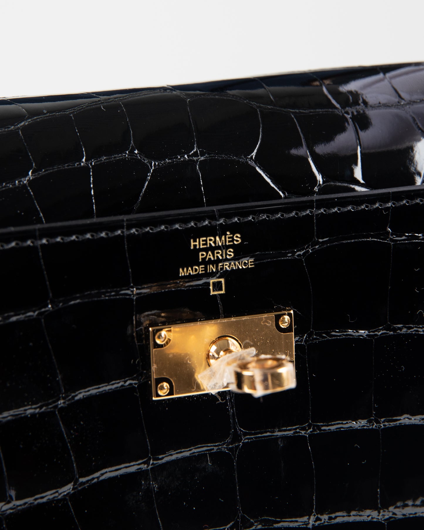 Kelly To Go in Black Alligator with Gold Hardware
