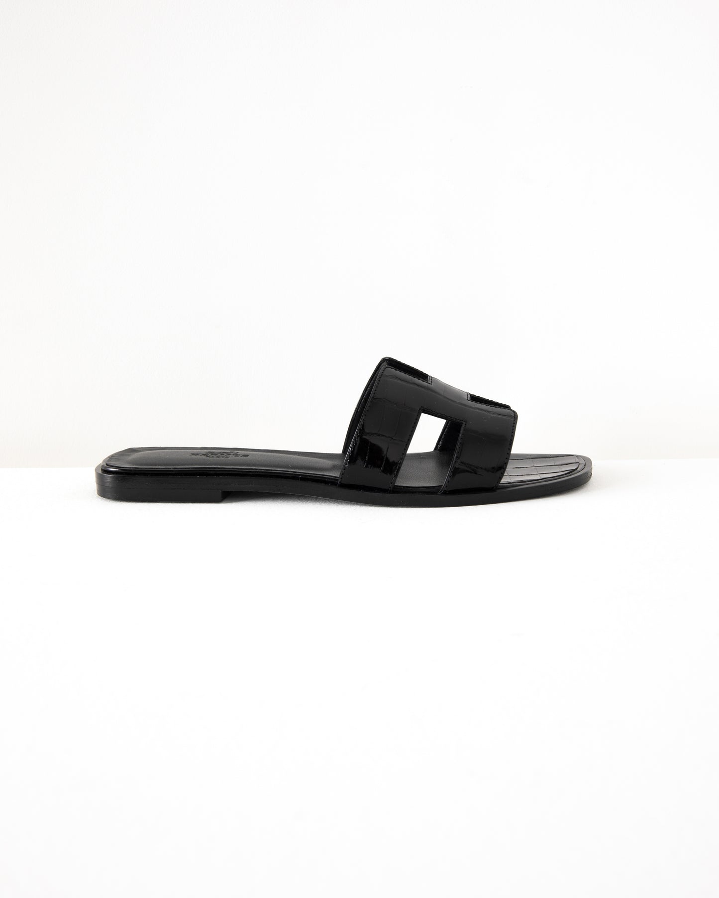 Oran Sandal in Black Crocodile