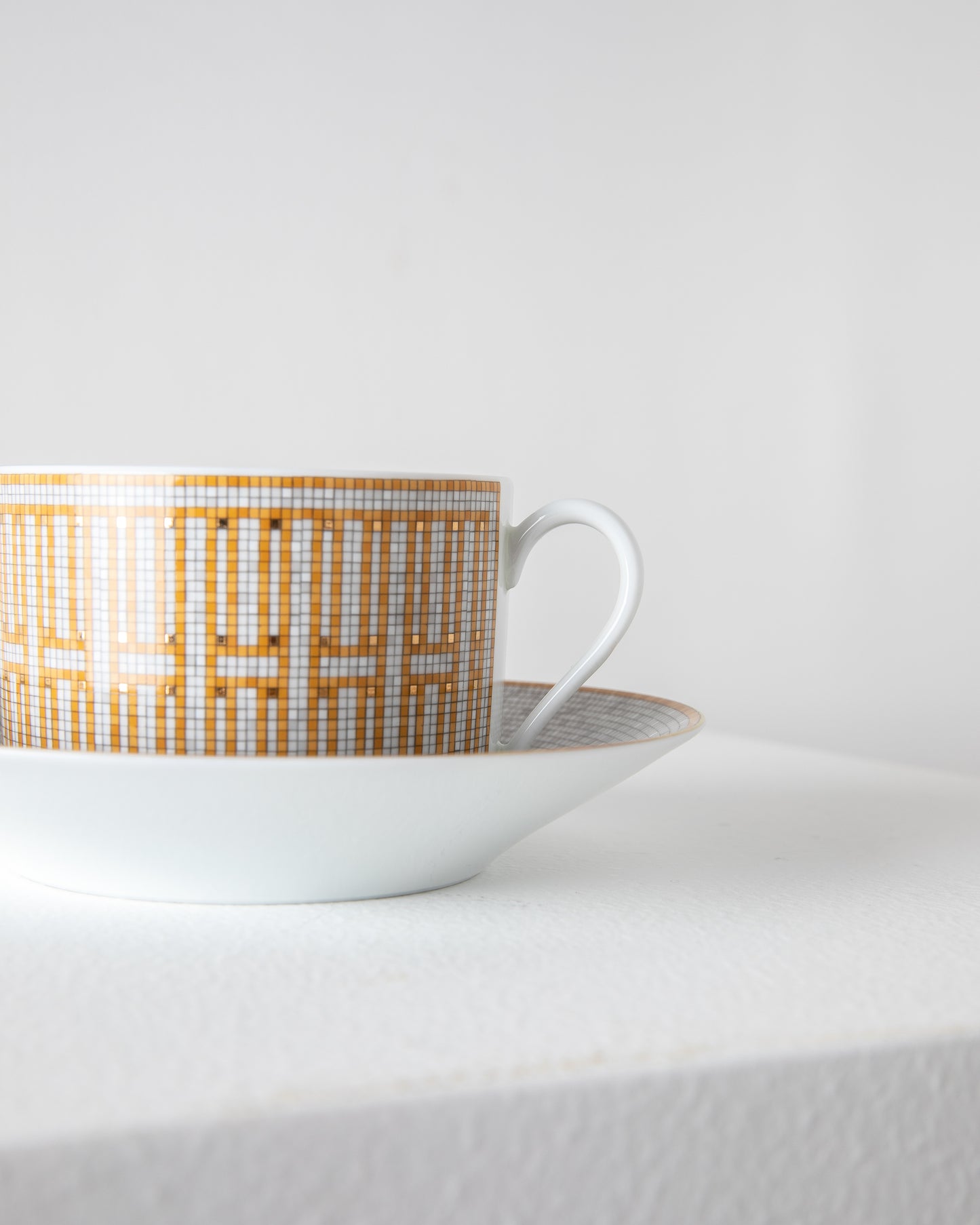 Mosaique au 24 Gold Breakfast Cup & Saucer