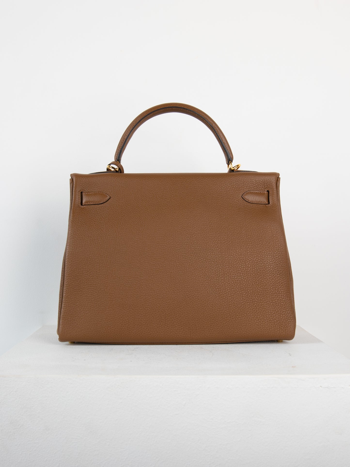 Kelly 32 in Alezan Togo Retourne with Gold Hardware