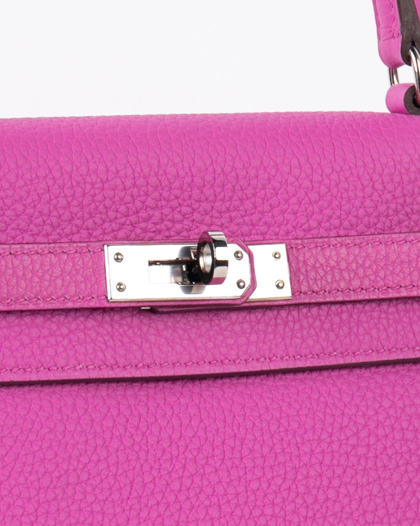 Kelly 25 in Magnolia Togo with Palladium Hardware