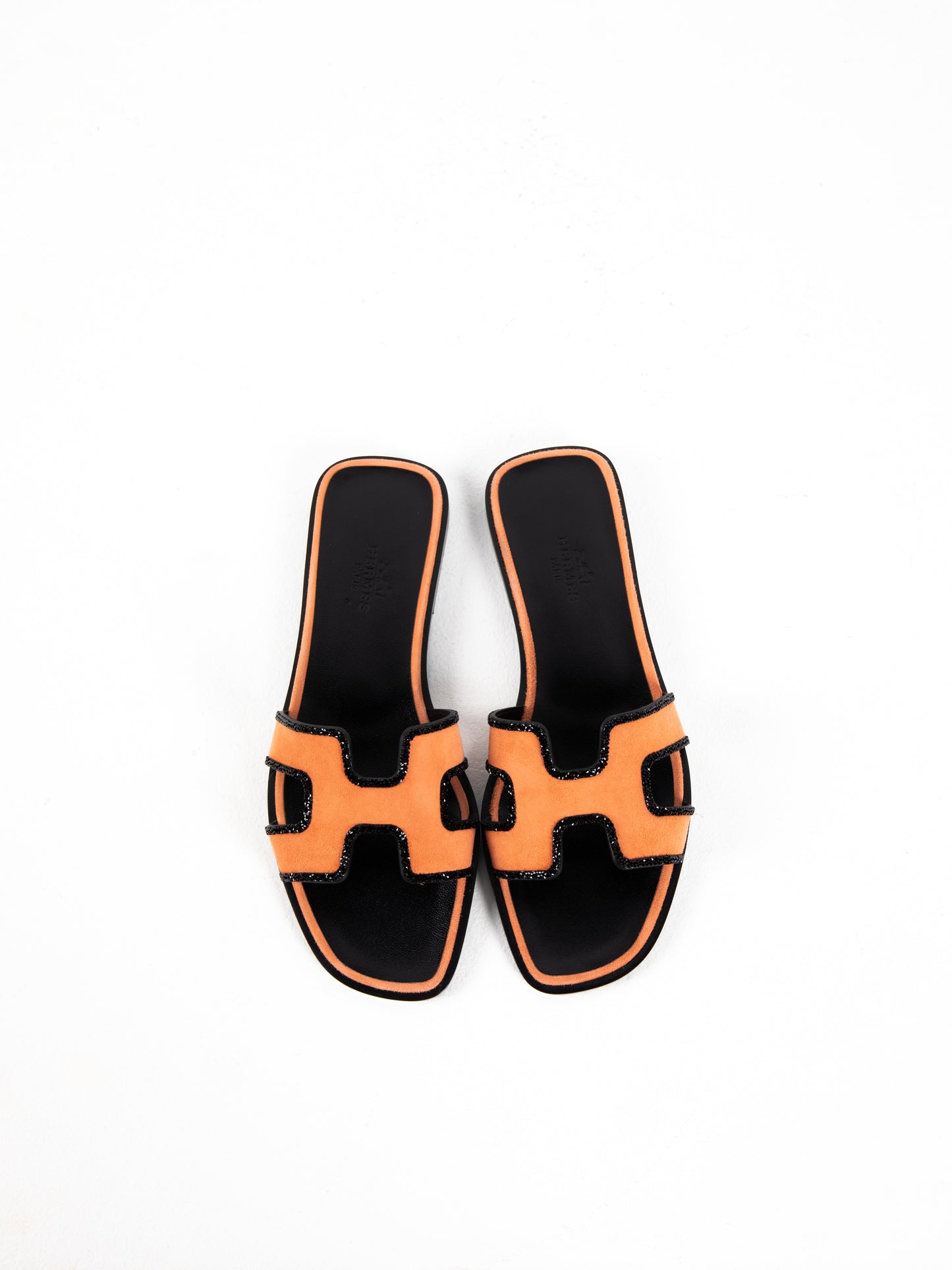 Oran Sandals in Black/Orange Strass