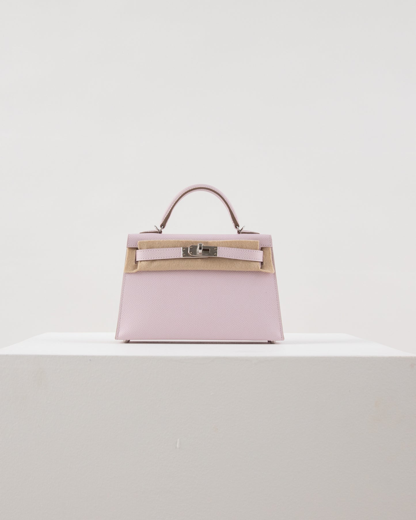 Kelly 20 Mauve Pale in Epsom Leather with Palladium Hardware