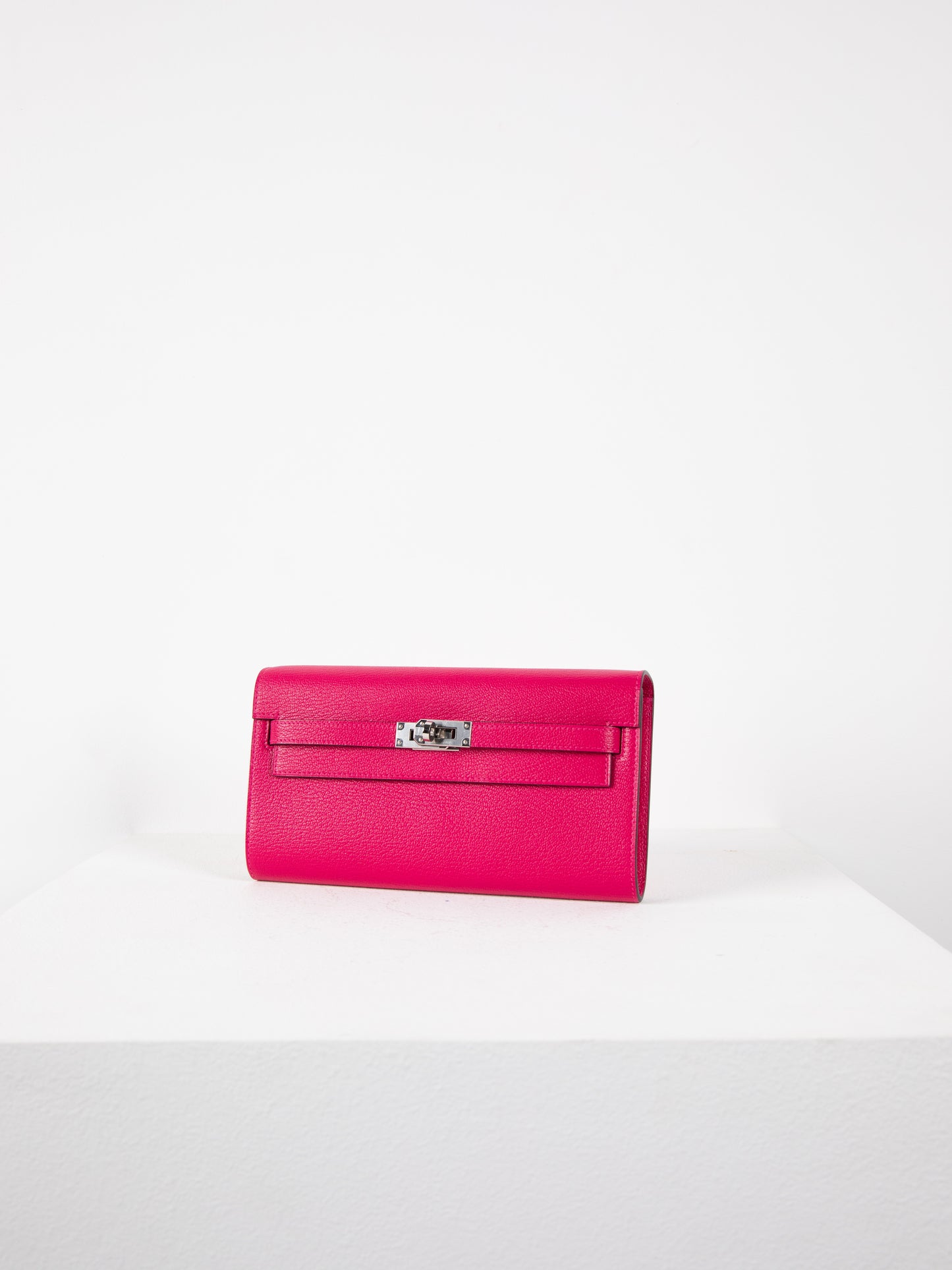 Kelly To Go in Chevre Mysore Rose Mexico with Palladium Hardware