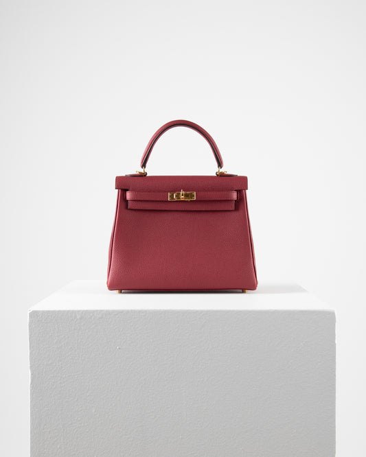 Kelly 25 Rouge Grenat in Togo Leather with Gold Hardware
