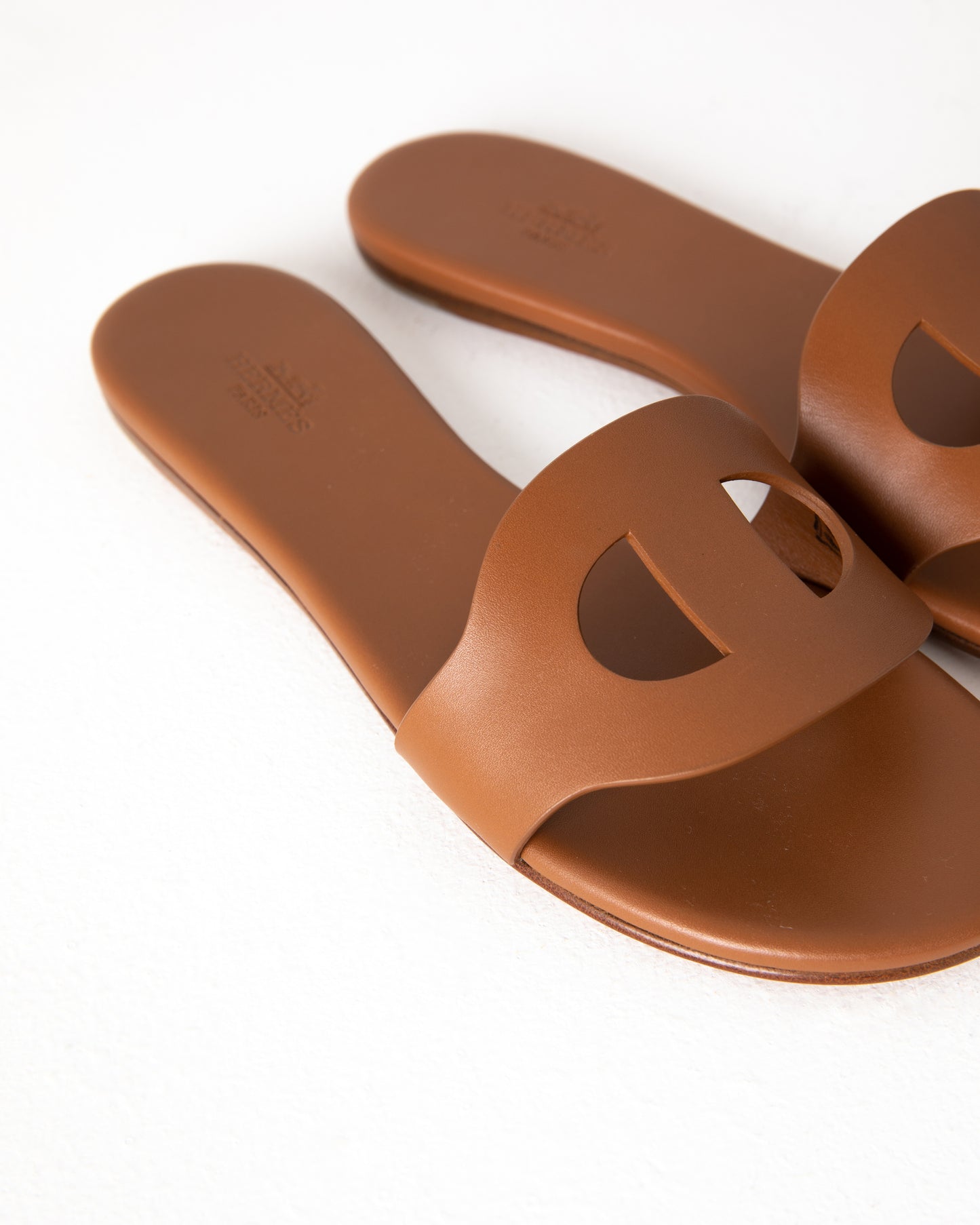 Lisboa Sandal in Gold