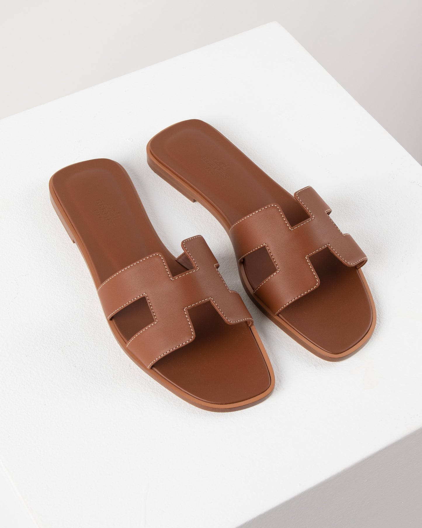 Oran Sandal in Gold Calfskin