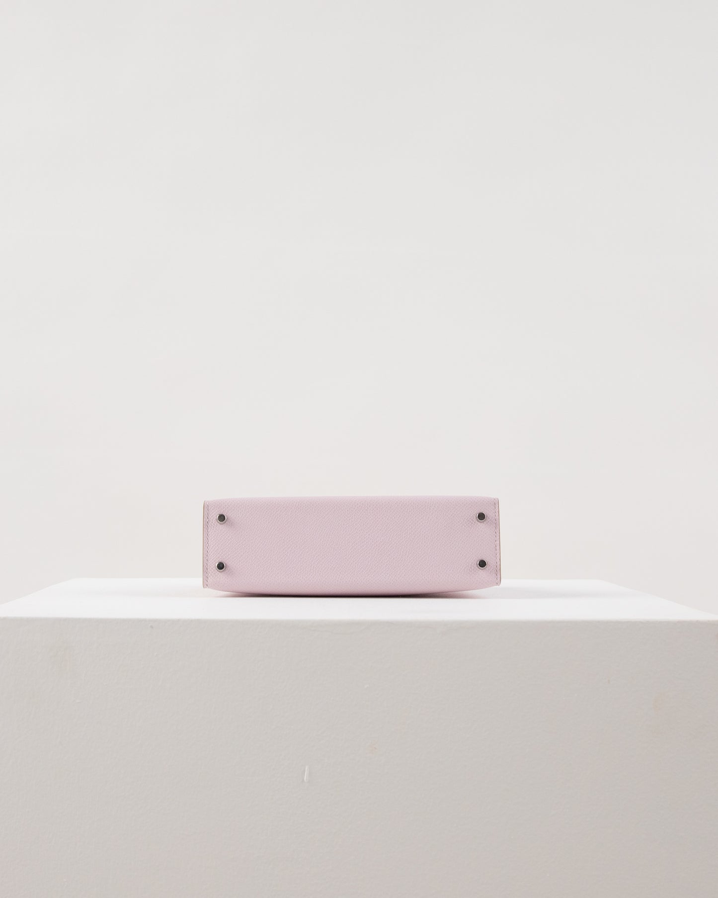 Kelly 20 Mauve Pale in Epsom Leather with Palladium Hardware
