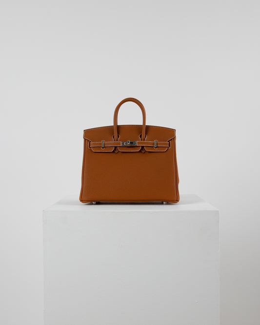Birkin 25 Gold in Togo Leather with Palladium Hardware
