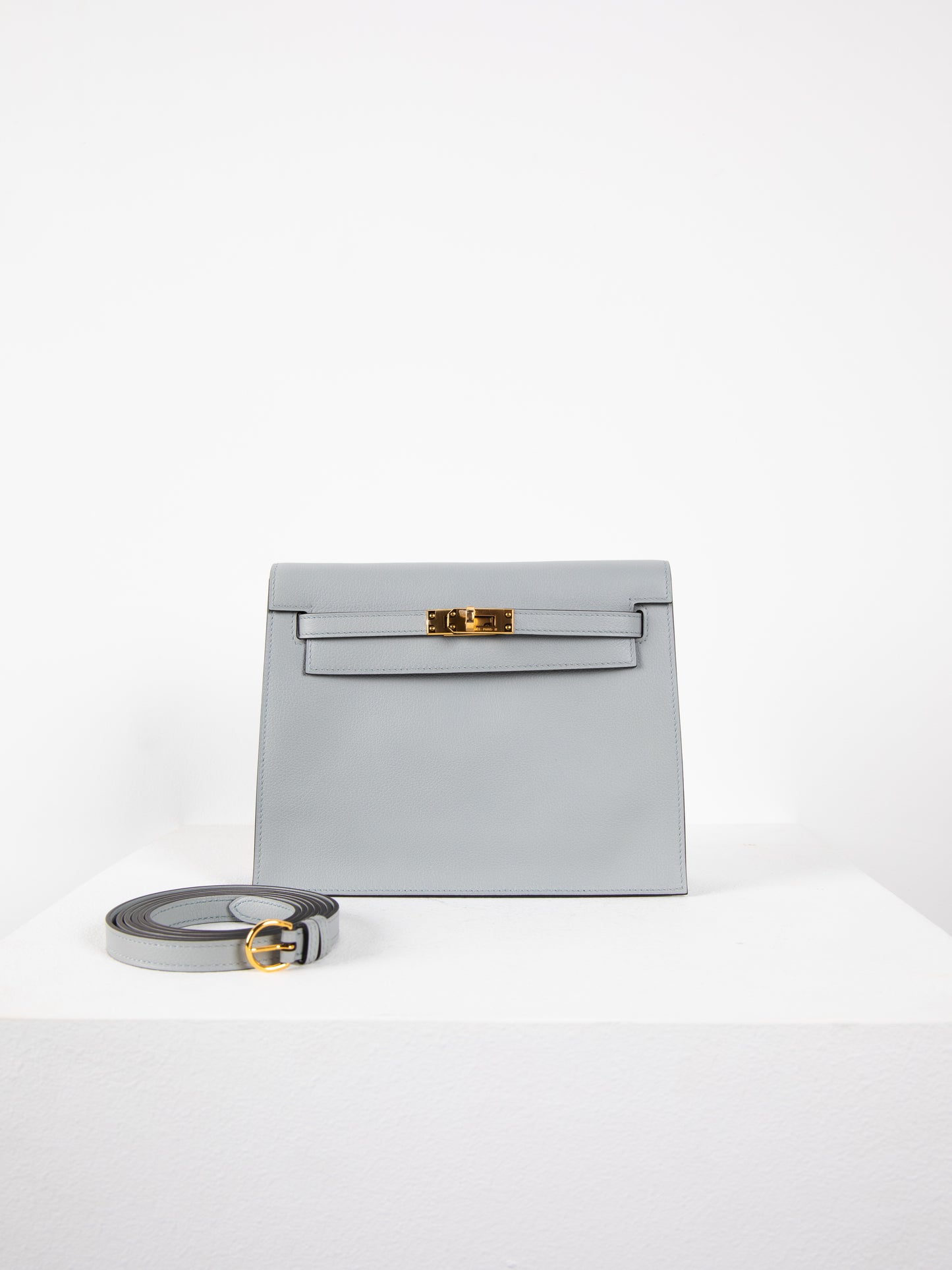 Kelly Danse Bleu Glacier Evercolor with Gold Hardware