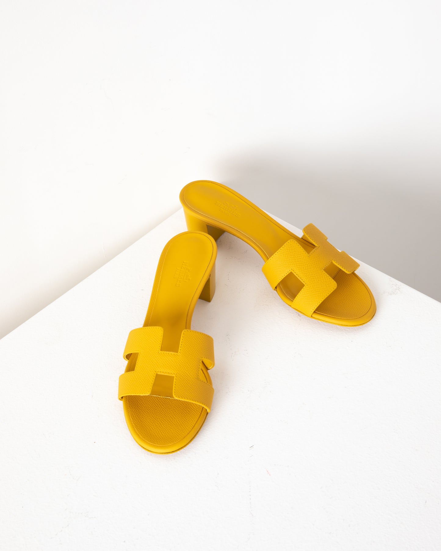 Oasis Sandal in Mustard