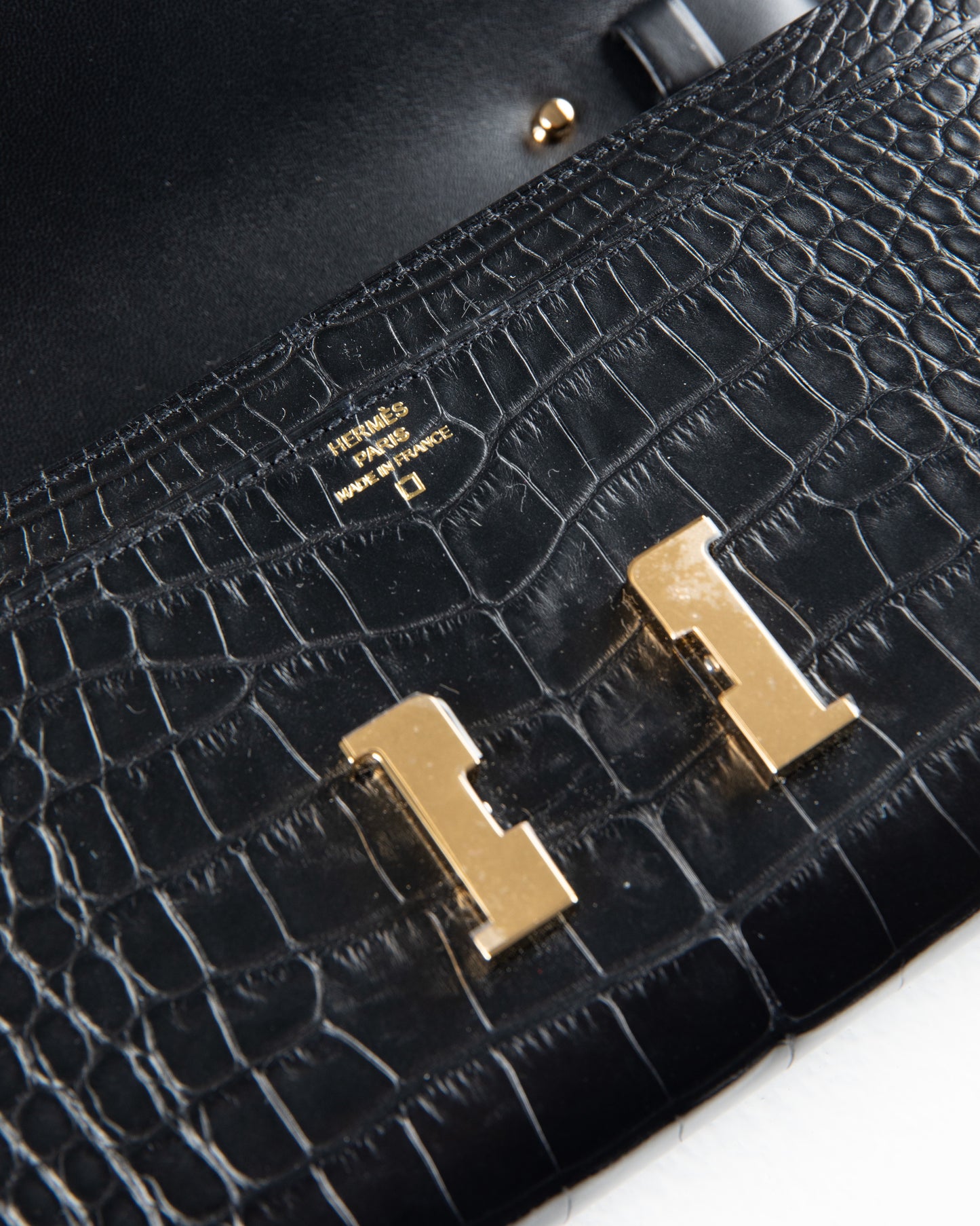 Constance To Go Black Matte Alligator with Gold Hardware