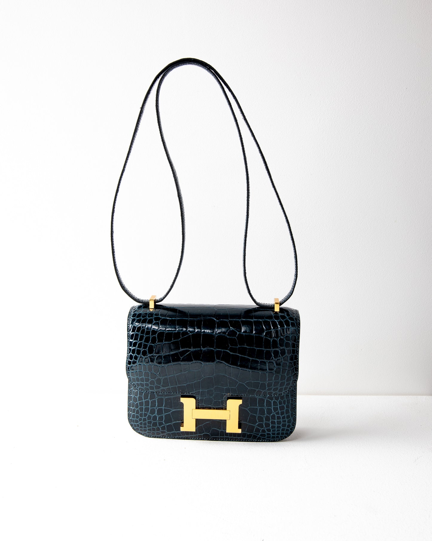 Constance 18 in Alligator Mississipi with Gold Hardware