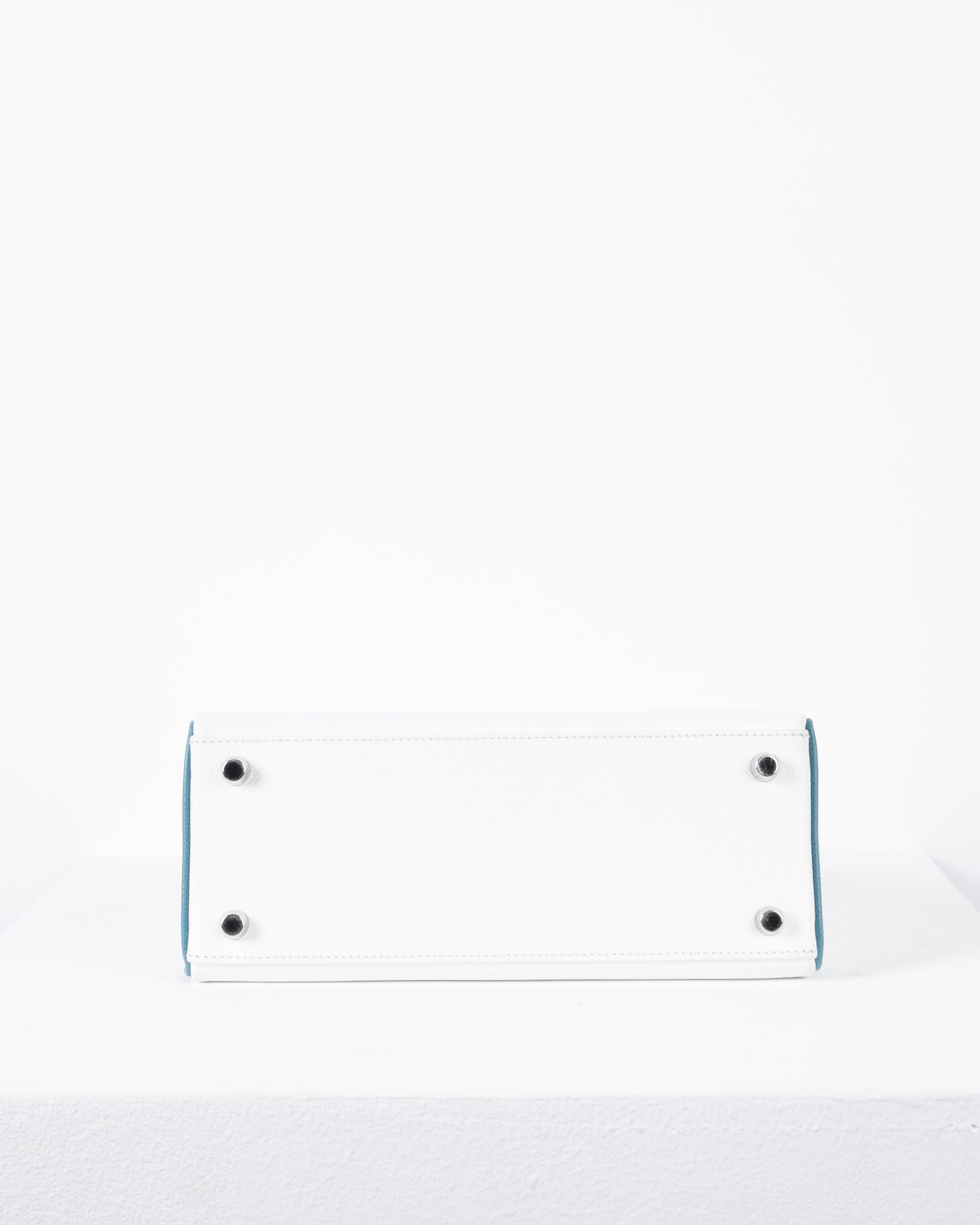 Kelly 25 in White with Contrast Pipe Epsom with Palladium Hardware (Vintage)