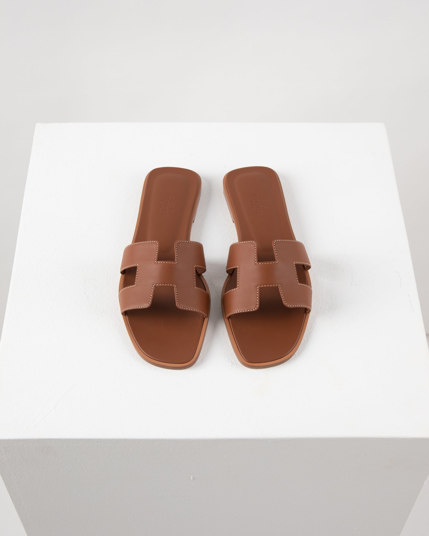 Oran Sandal in Gold Calfskin
