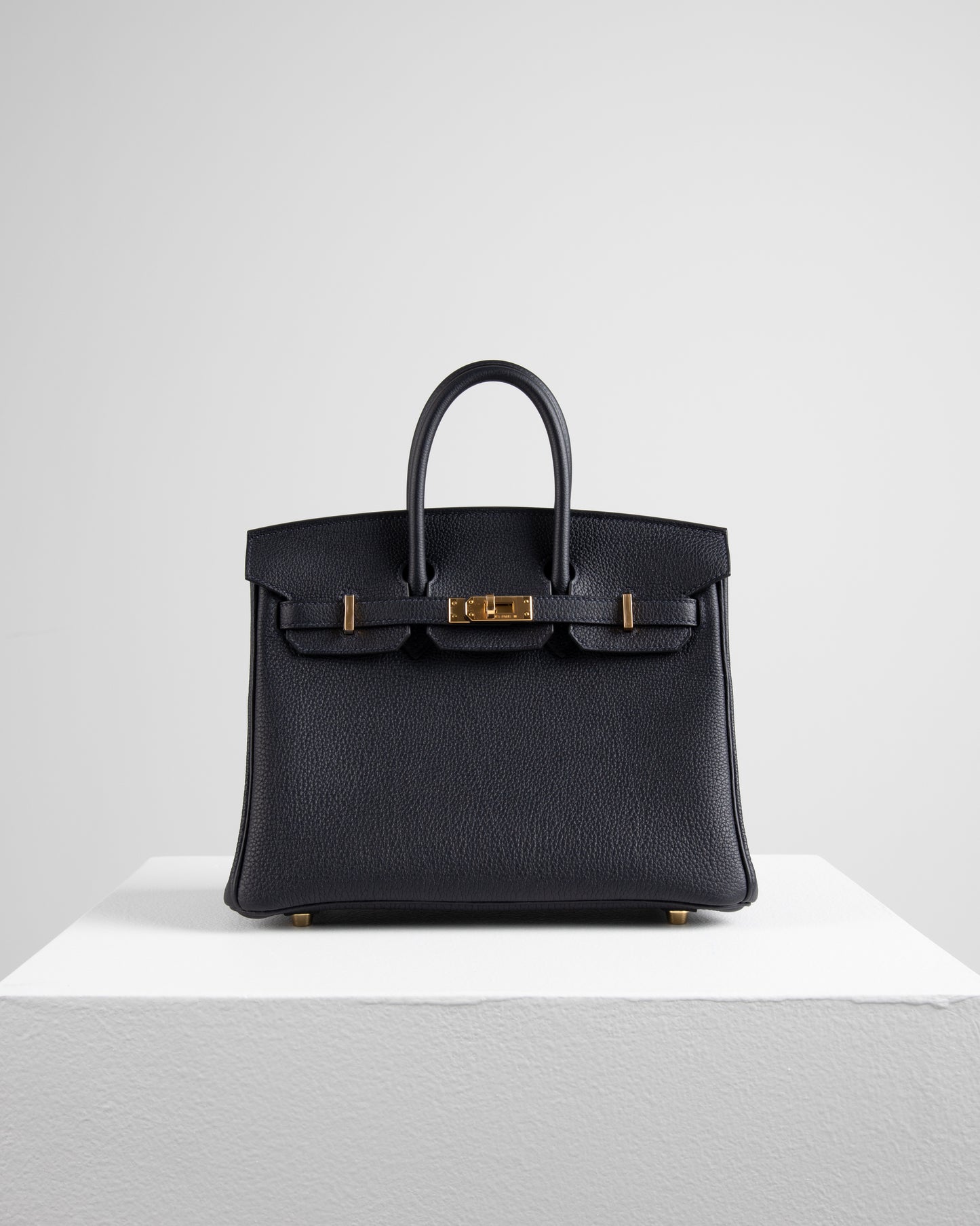Birkin 25 Caban in Togo Leather with Gold Hardware