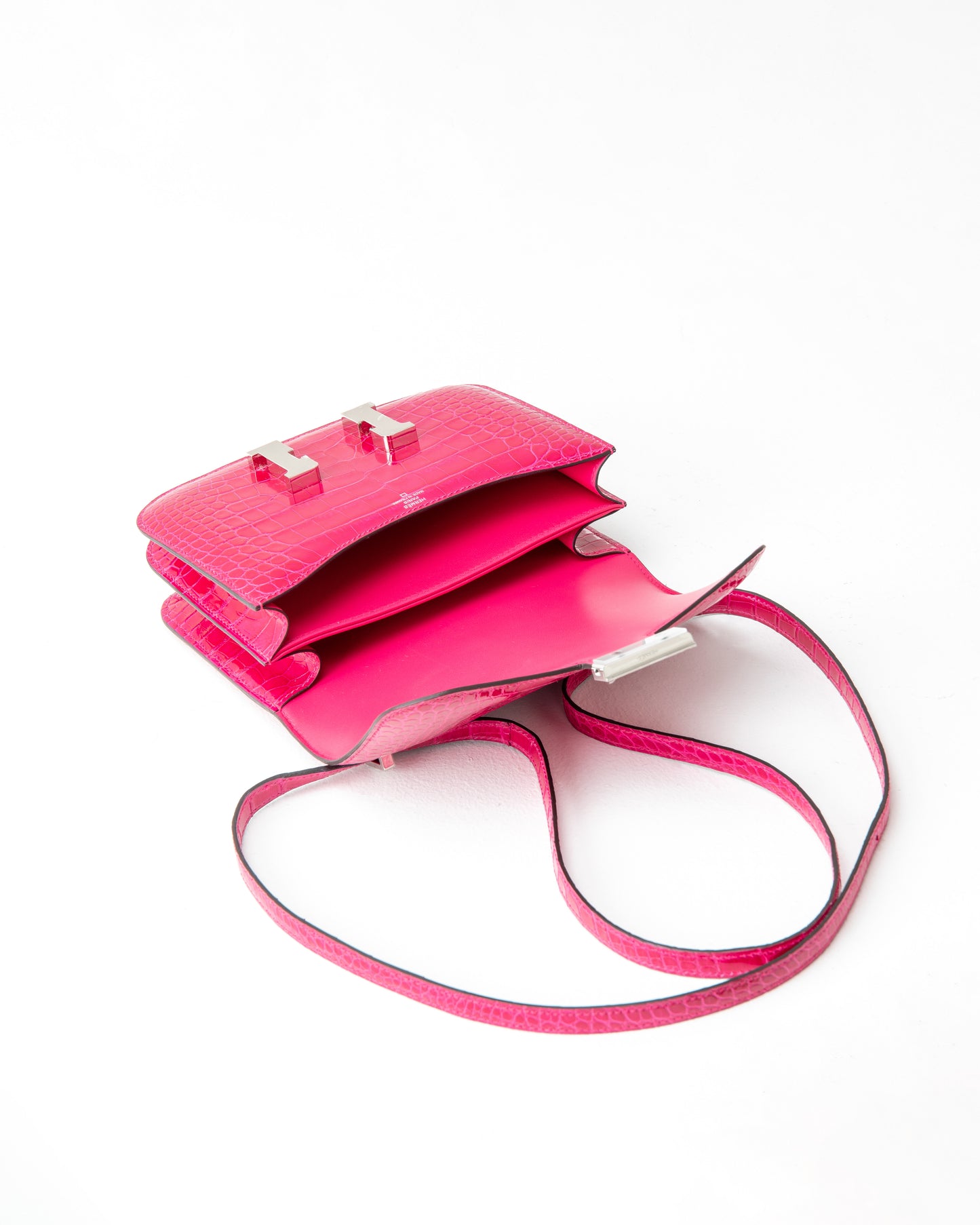 Constance 18 in Rose Mexico Shiny Croco with Palladium Hardware