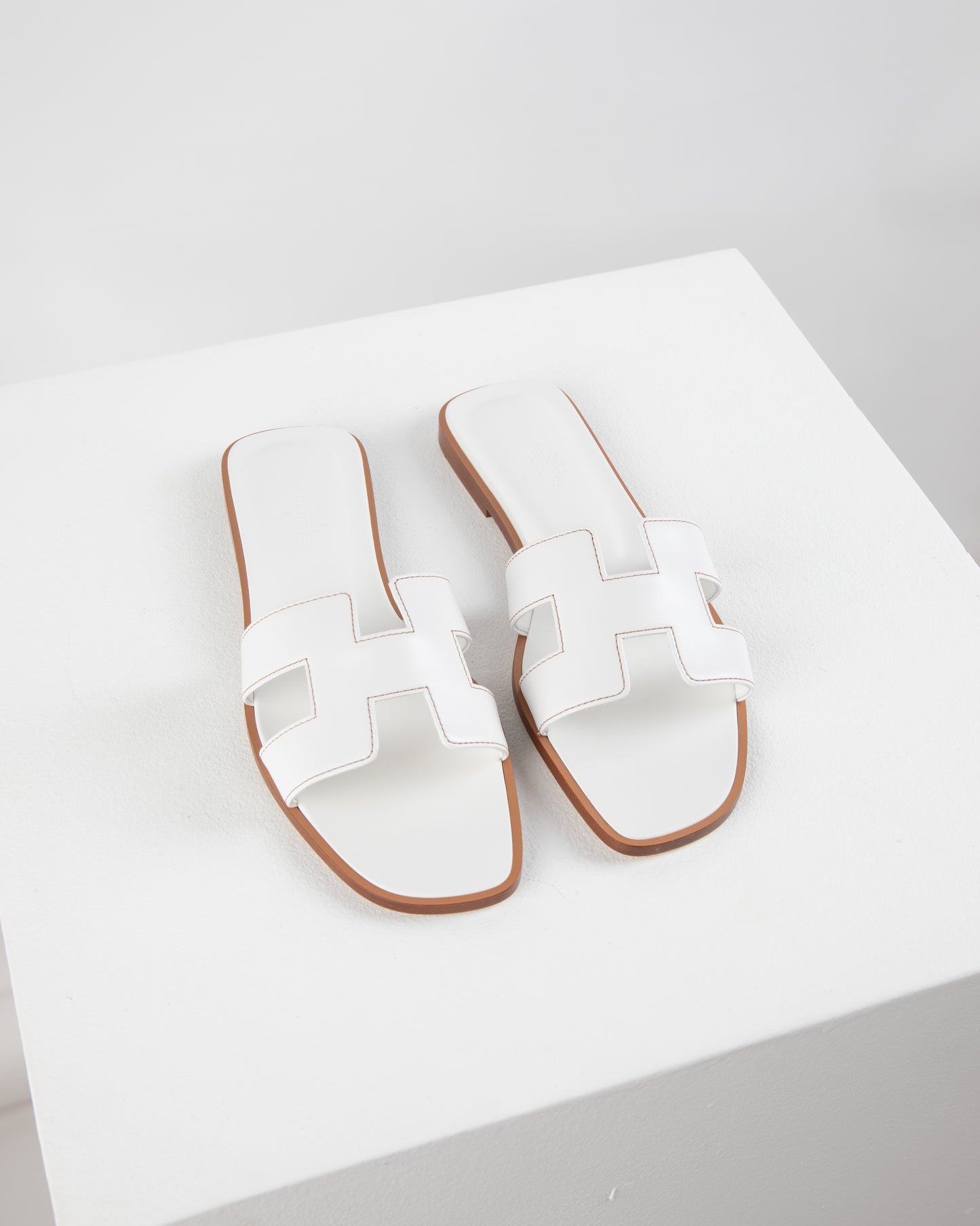 Oran Sandal in Blanc Calfskin