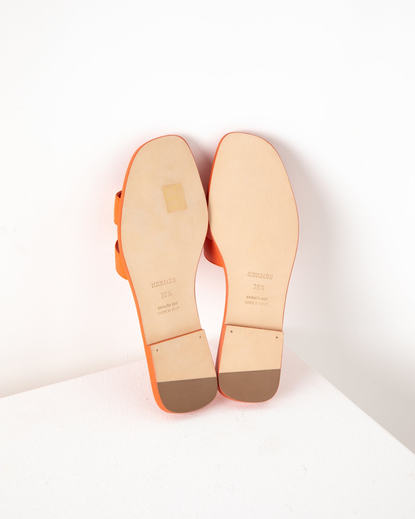 Oran Sandal in Epsom Orange
