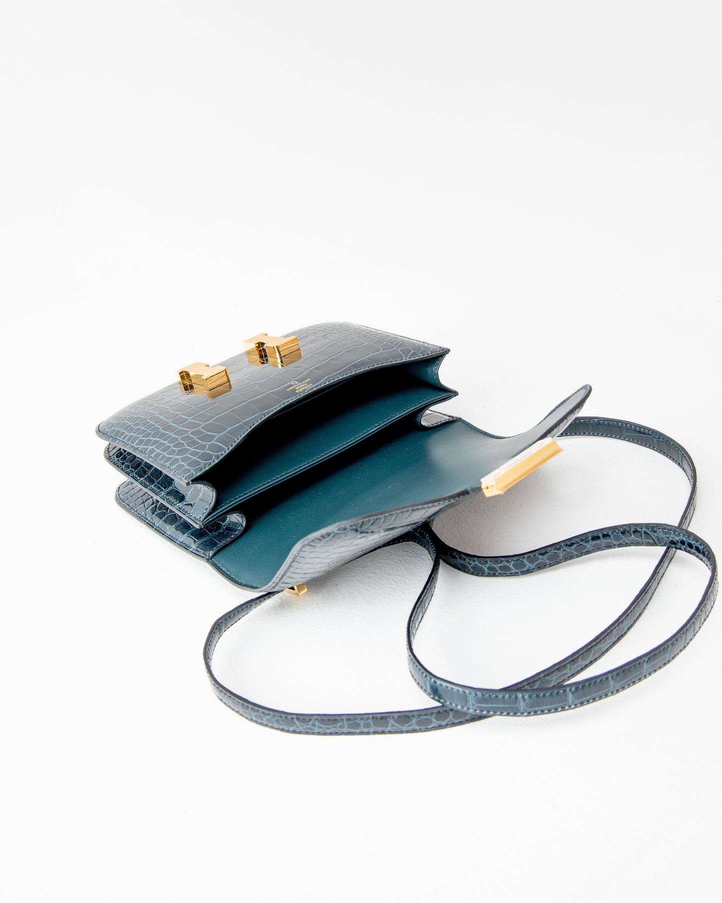 Constance 18 in Alligator Mississipi with Gold Hardware
