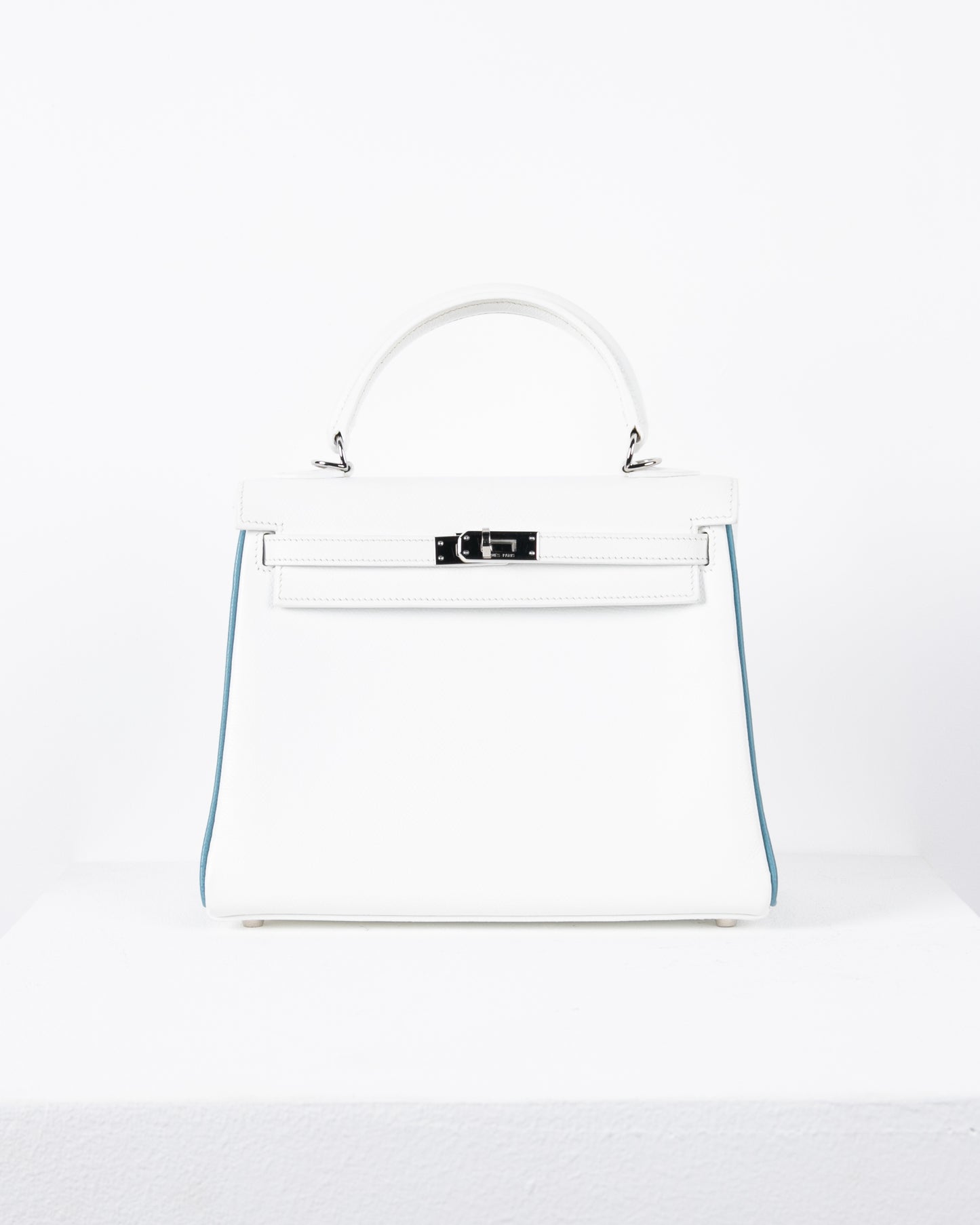Kelly 25 in White with Contrast Pipe Epsom with Palladium Hardware (Vintage)