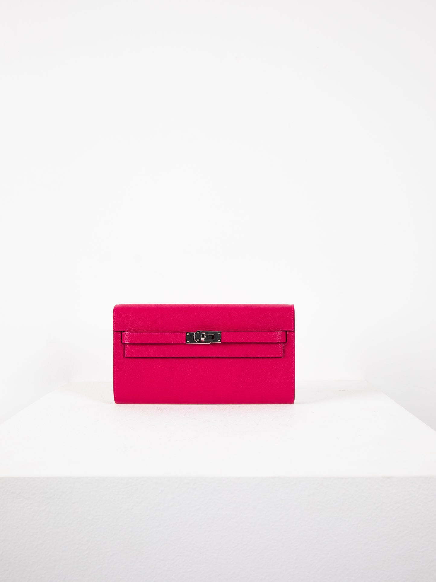 Kelly To Go in Chevre Mysore Rose Mexico with Palladium Hardware