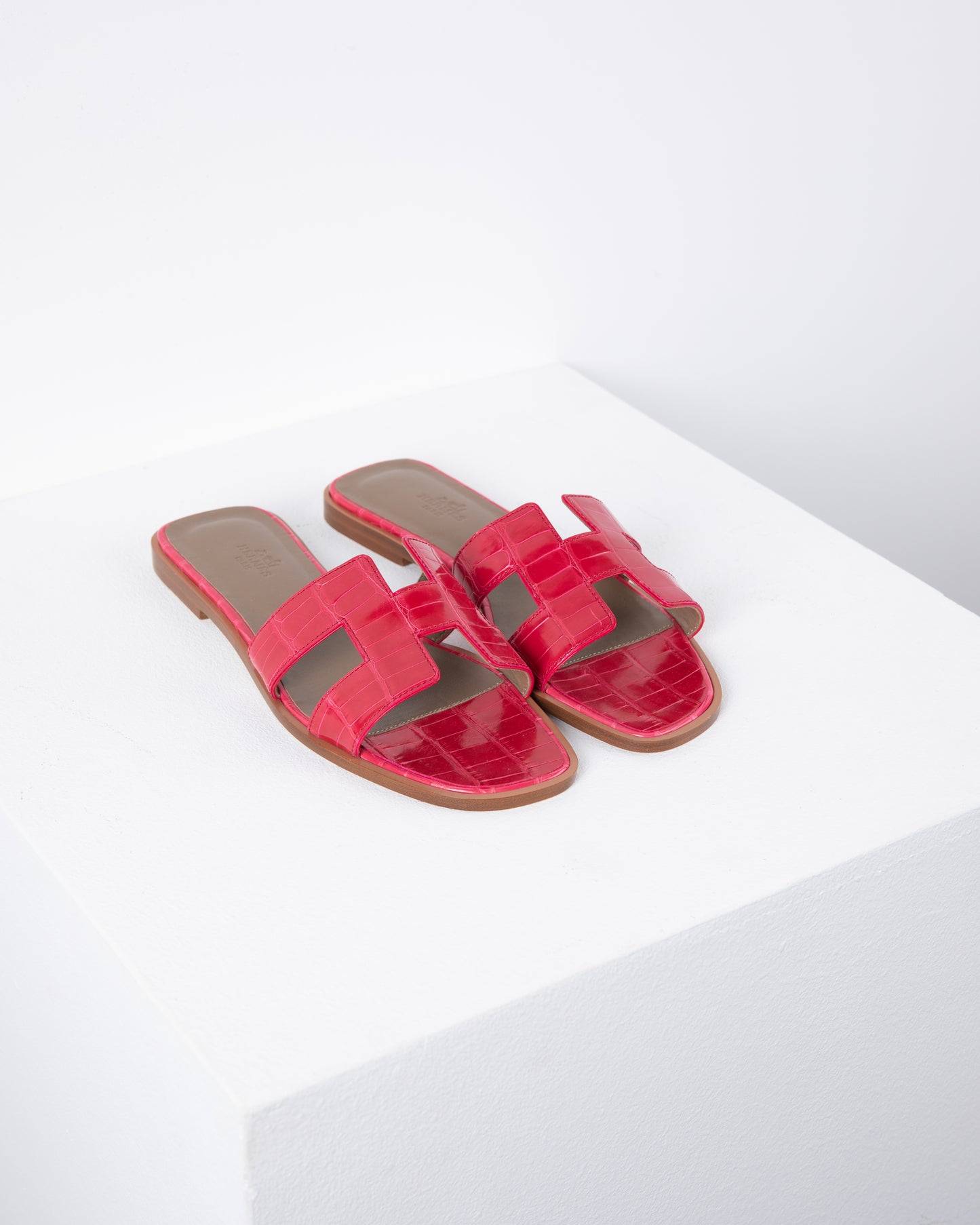 Oran Sandal in Rose Extreme Crocodile