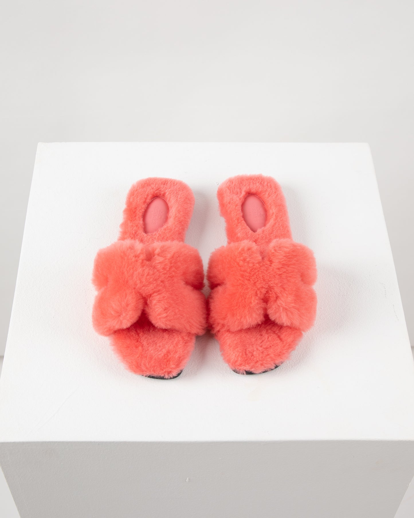 Oran Sandal in Rose Du Dèsert Fur Woolskin